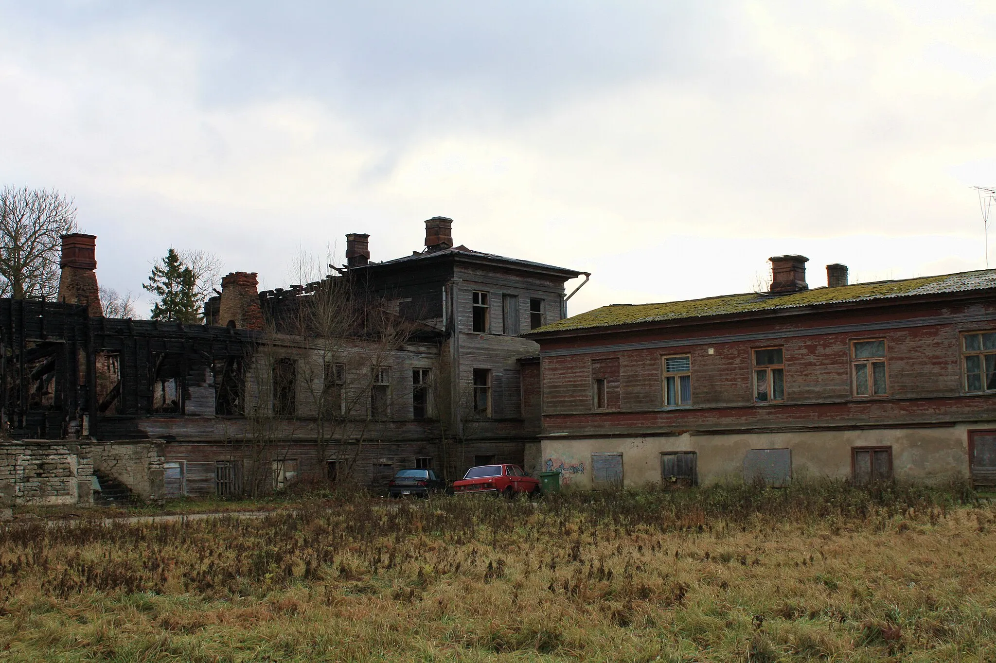 Photo showing: Kurna manor house