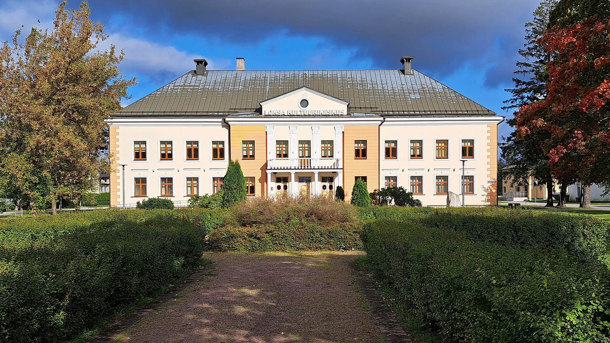Photo showing: Культурный центр и музыкальная школа города Локса, Эстония.
