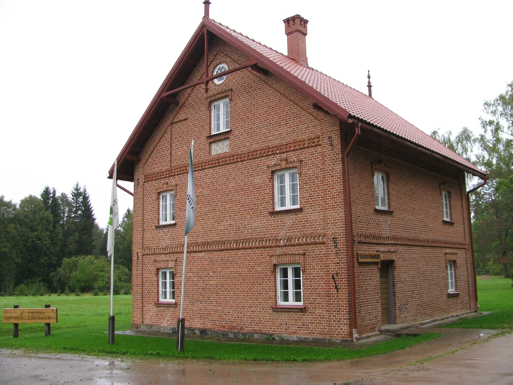 Photo showing: Vieta, kur no čiekuriem tiek iegūtas sēklas jaunu mežu sēšanai.