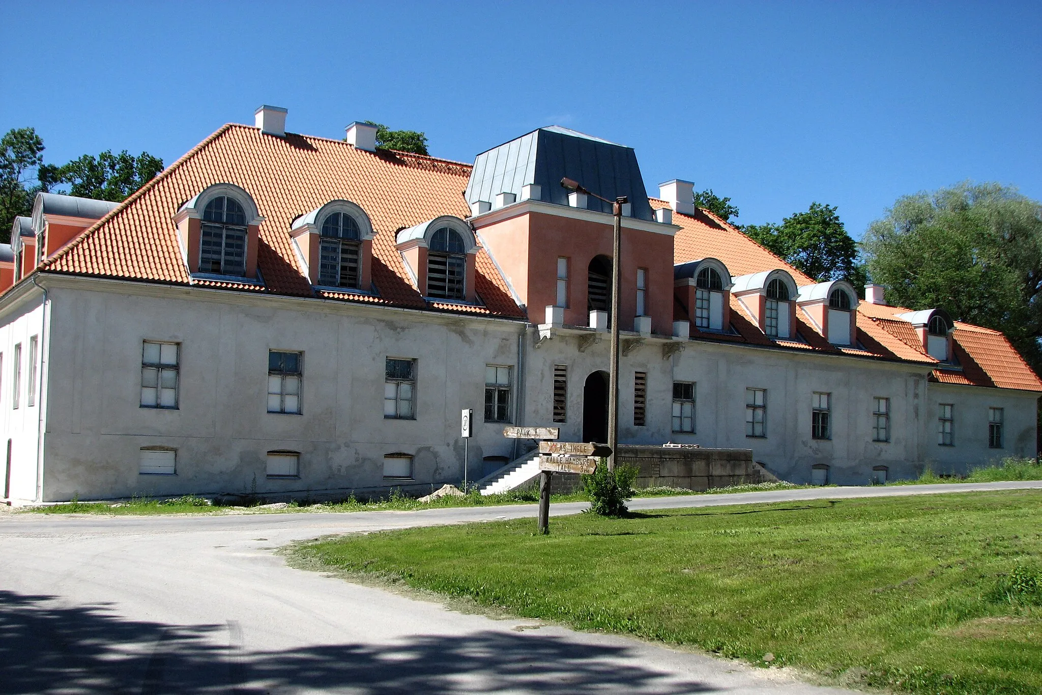 Photo showing: Ingliste manor house