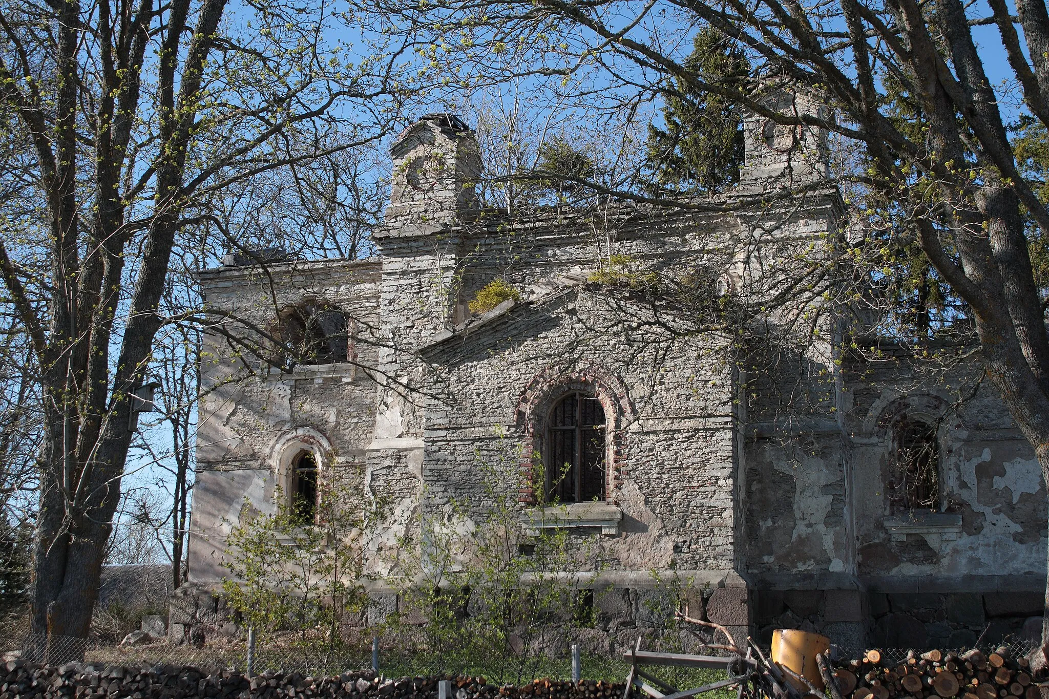 Photo showing: Tiirimetsa Kristuse Sündimise kirik