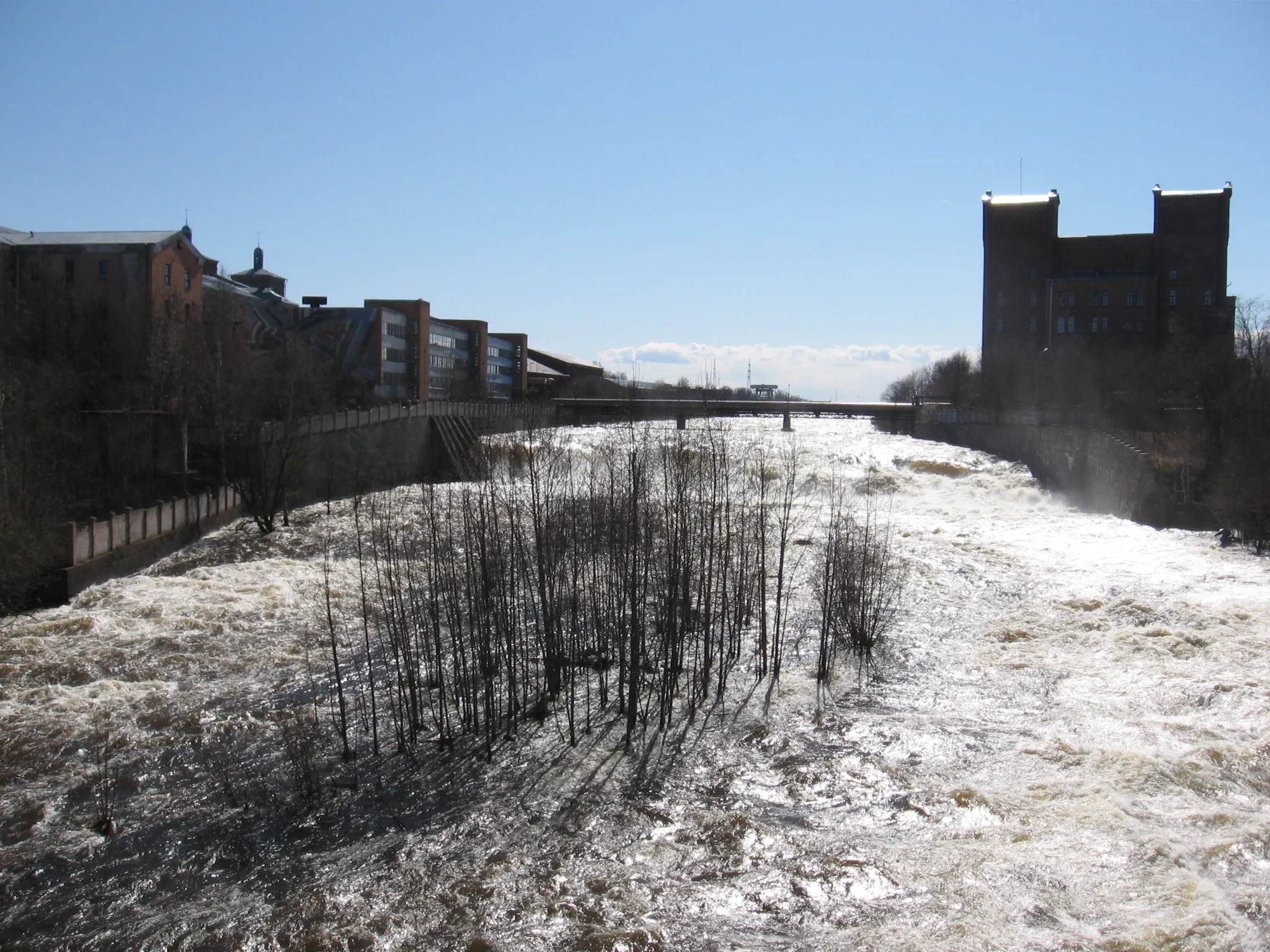 Photo showing: Narva Waterfall (west part)