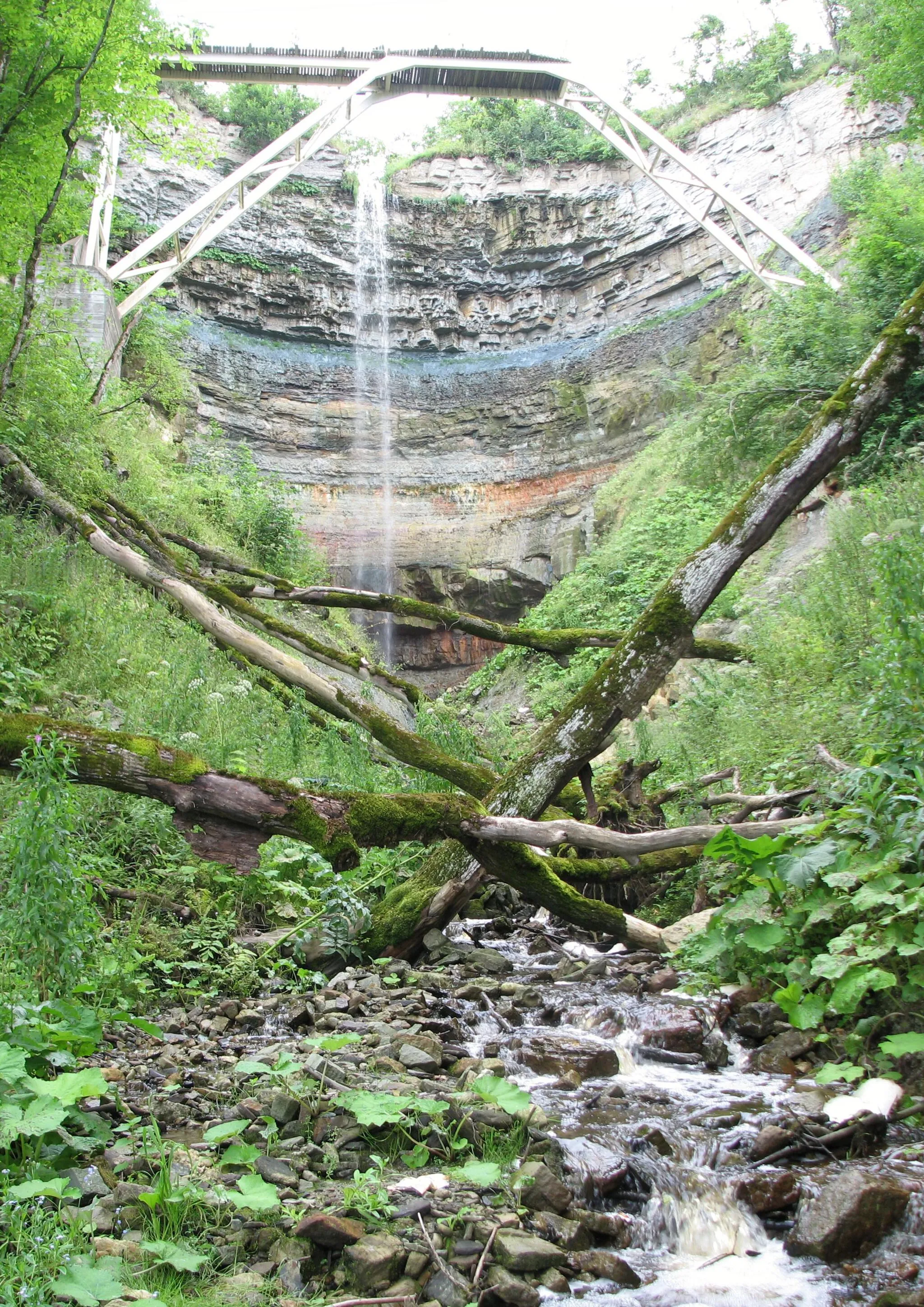 Photo showing: Valaste falls, Ontika, Estonia. Summer 2008