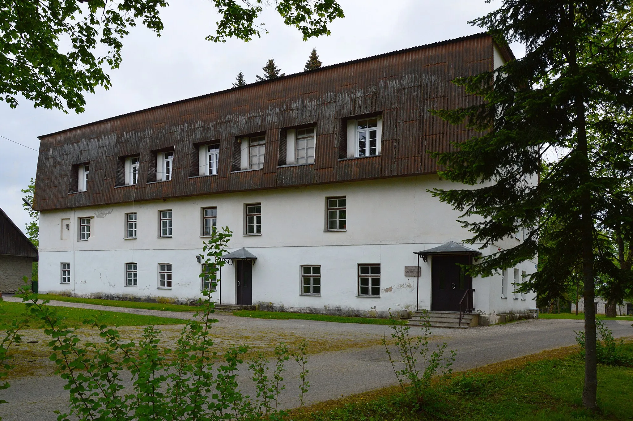 Photo showing: Orava vallavalitsuse maja.