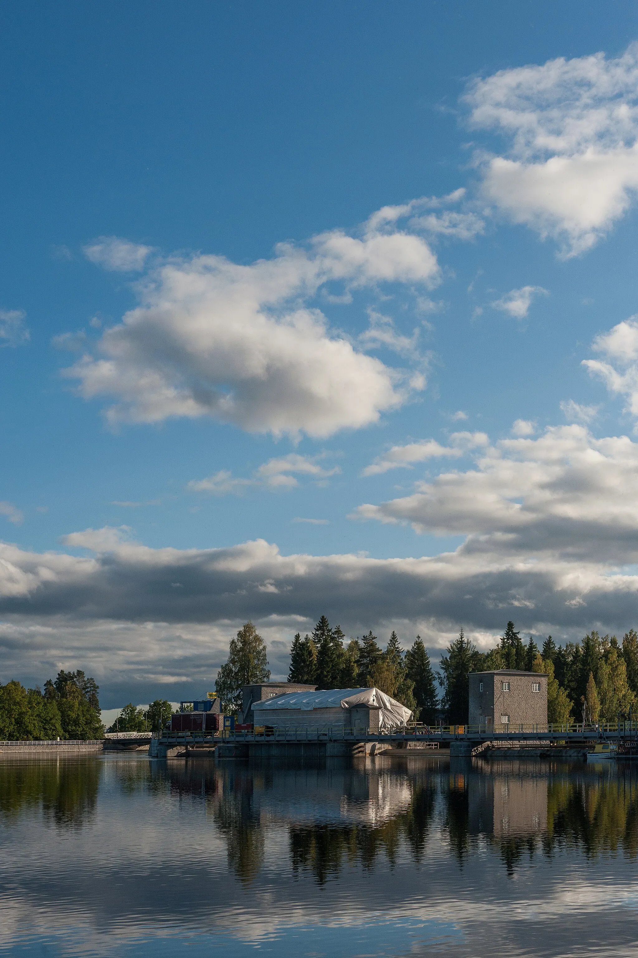 Photo showing: This is a photo of a monument in Finland identified by the ID 'Kruununpuisto' (Q11873124)