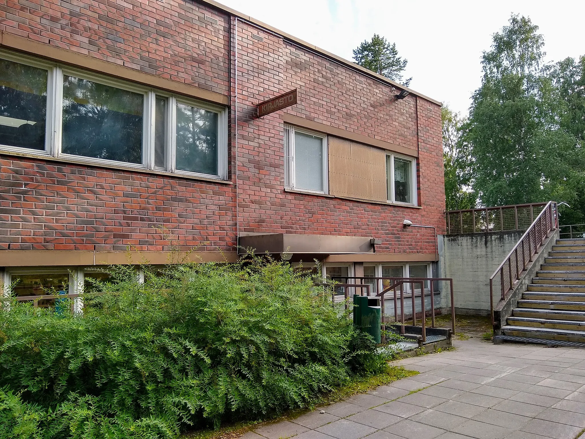 Photo showing: Voisalmi library in Lappeenranta.