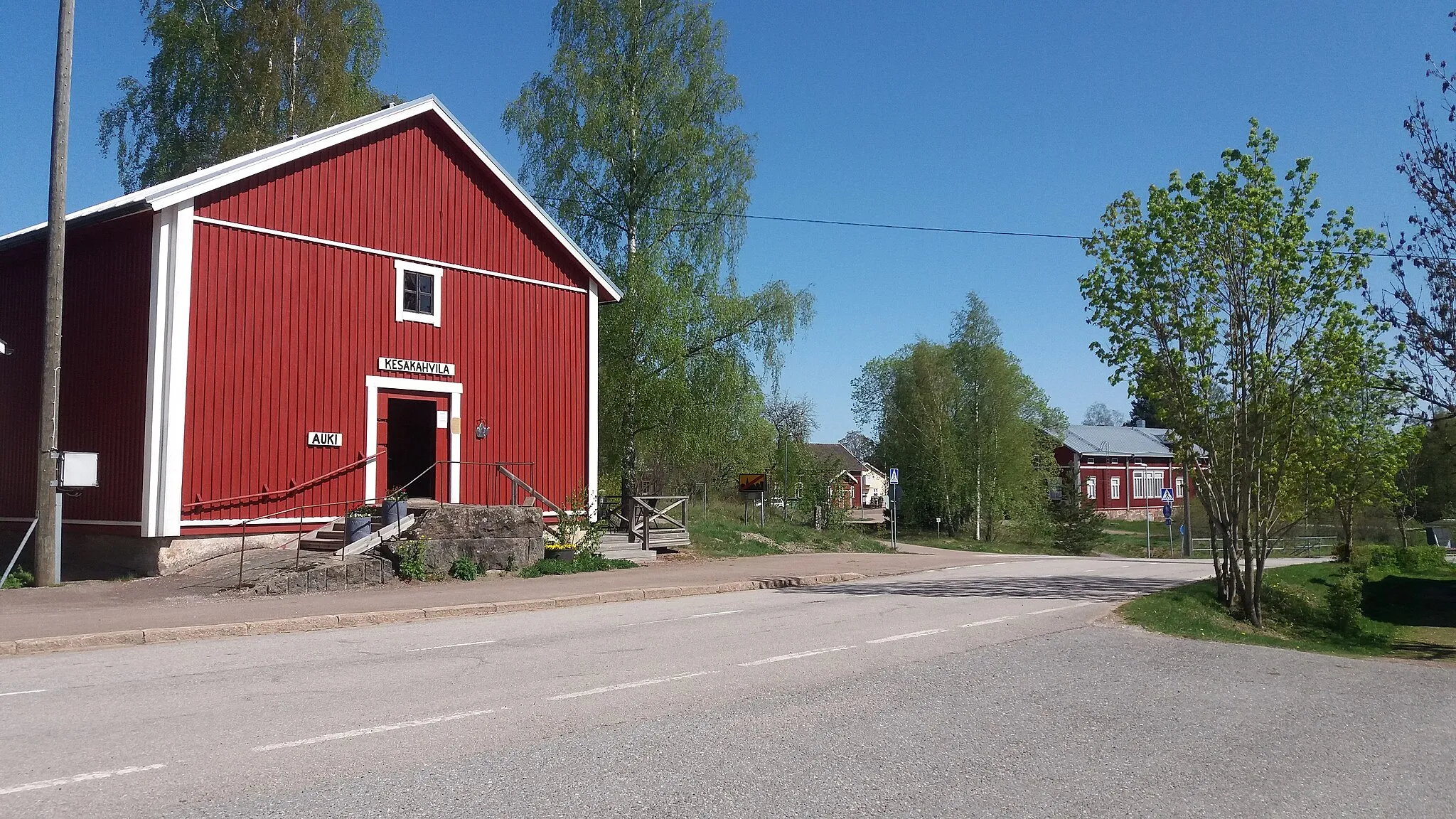 Photo showing: Old granery by the Vehmaa Church, Finland.