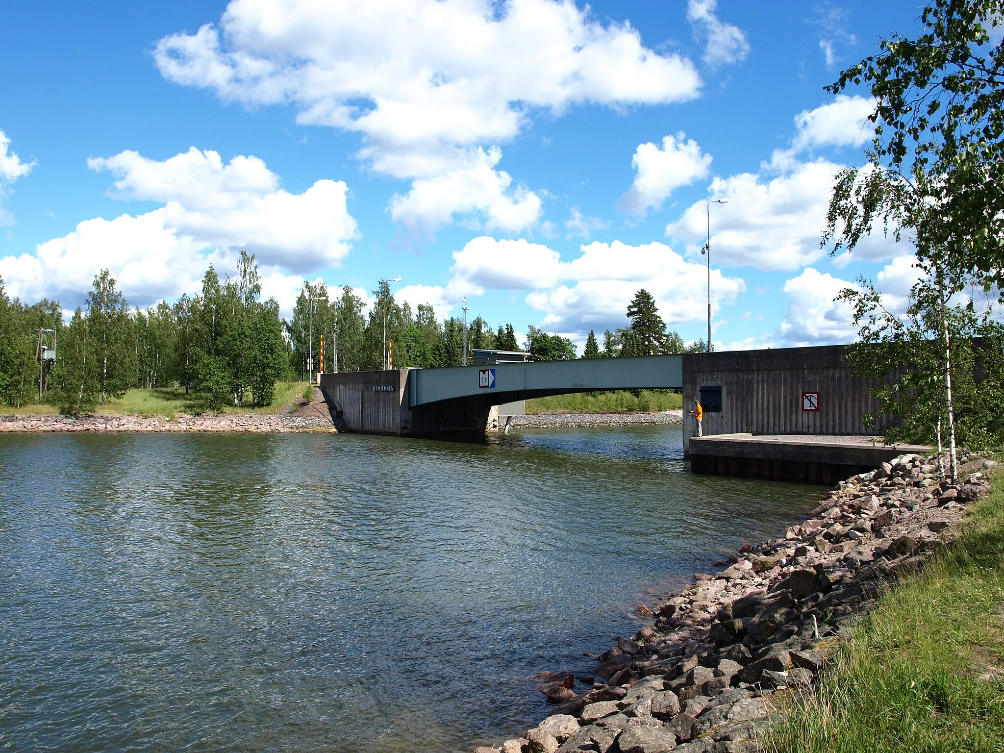 Photo showing: Strömma Canal in Finland Proper between Kimito and Perniö Municipalities.