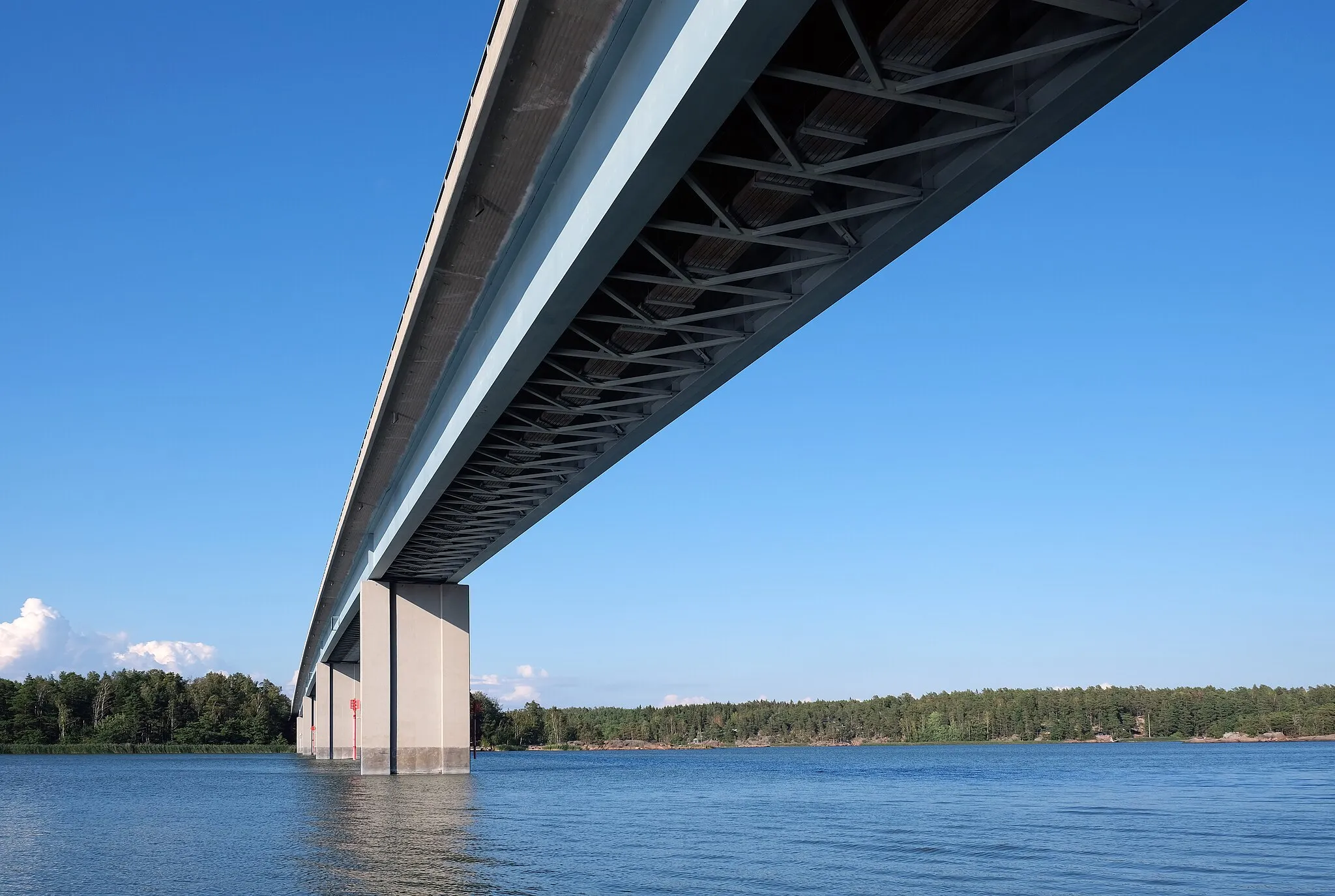 Photo showing: Kaitainen bridge, Taivassalo, Finland.