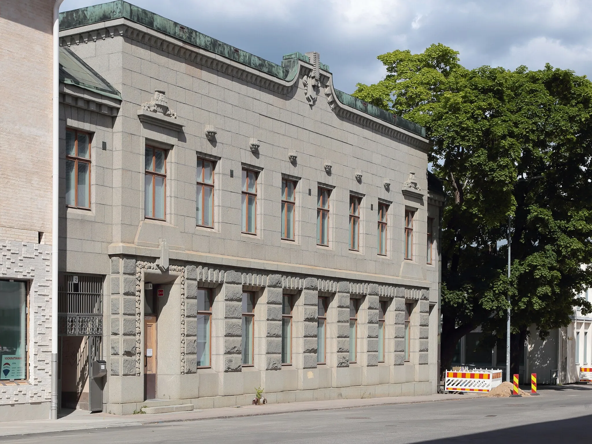 Photo showing: Premises of the Lappeenranta Parish Union at the Koulukatu street. Former bank building.