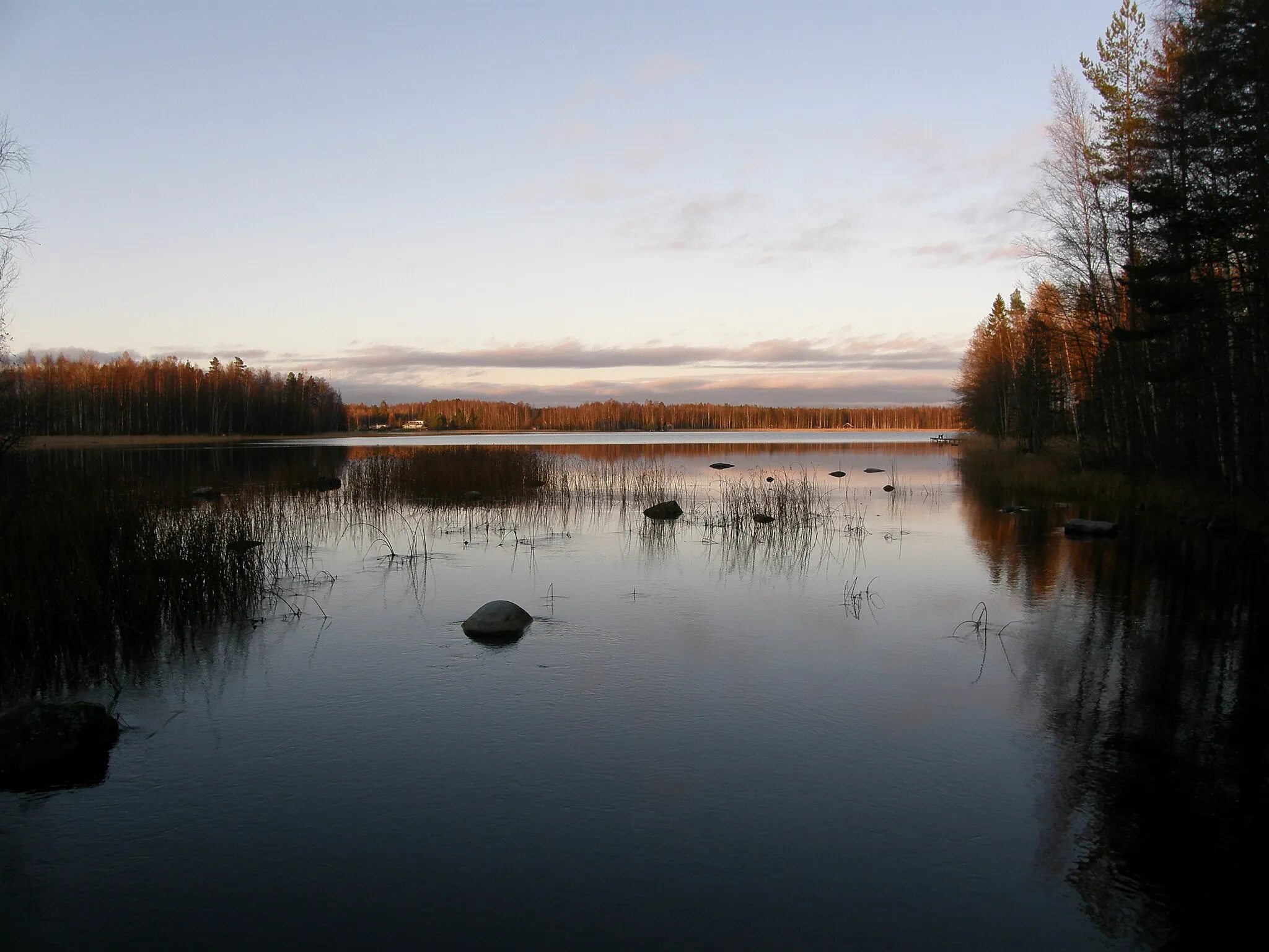 Photo showing: Lake in Central Finland