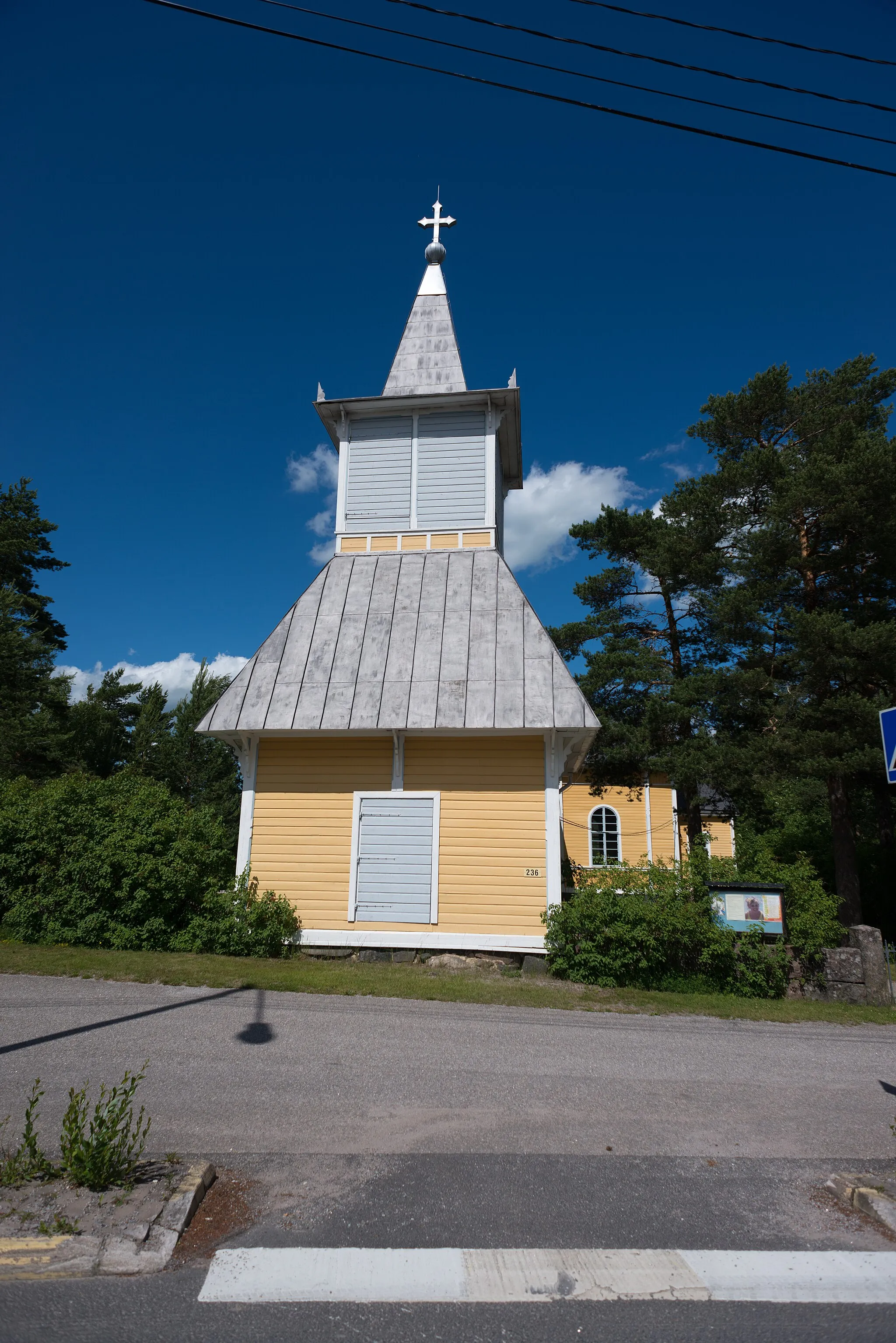 Photo showing: Kuusjoen kirkko Kuusjoella