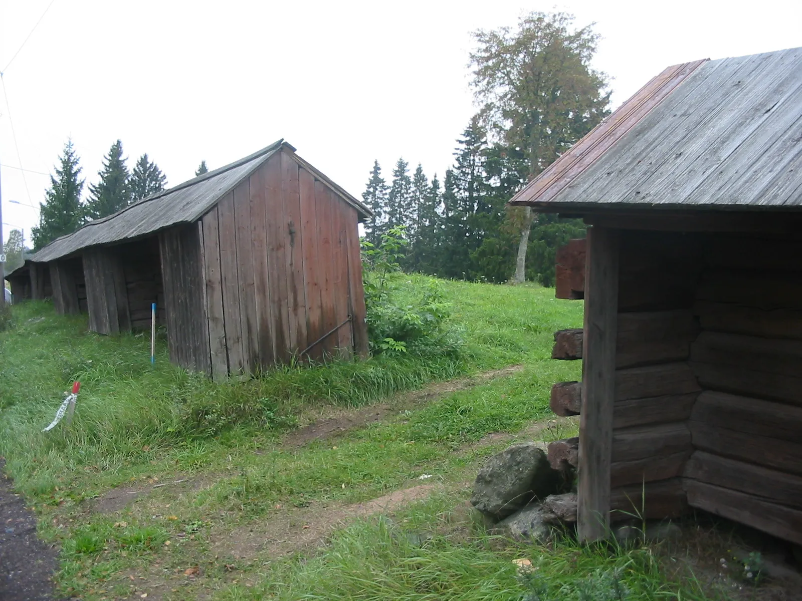 Photo showing: Old churchyard of Loimaa, Finland, an abandoned cemetery