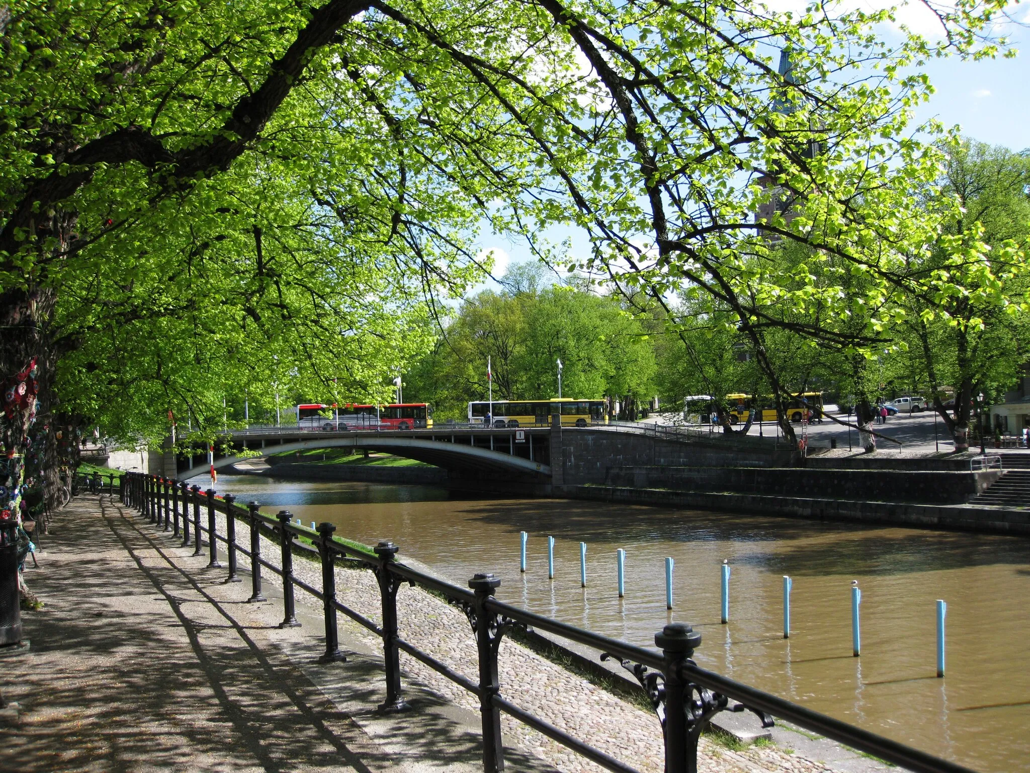 Photo showing: The river Aura in late May, Turku, Finland