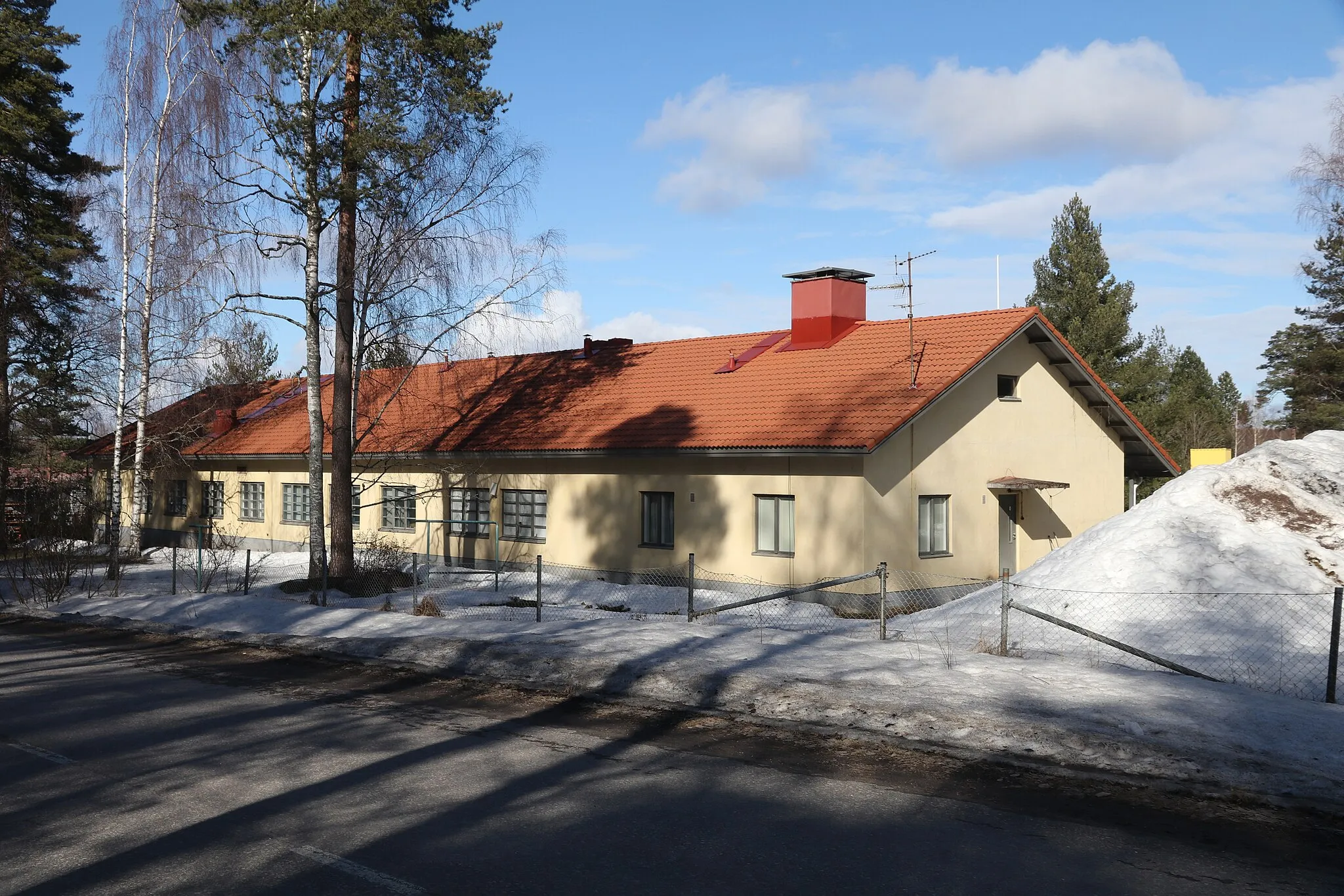 Photo showing: Imatra volunteer fire station.