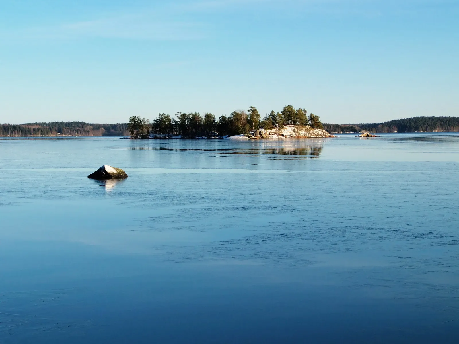 Photo showing: Lake of Rutajärvi in Urjala.