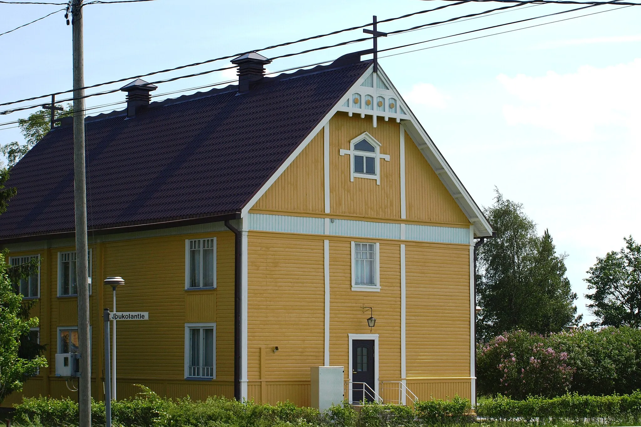 Photo showing: Wooden Vaskio Church in northern Halikko, Finland.
It's been built in 1908.