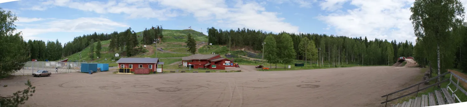 Photo showing: Panorama picture from Mielakka ski resort in summer.