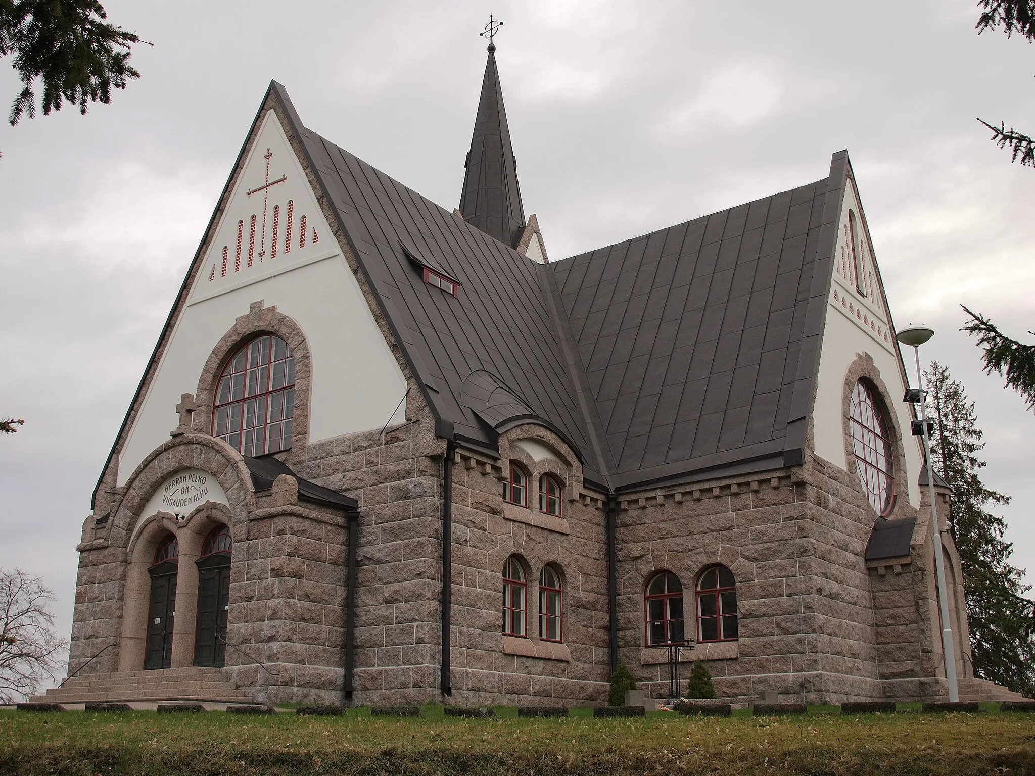 Photo showing: Savitaipale church was built of granite in 1921–1924. It was designed by Josef Stenbäck.