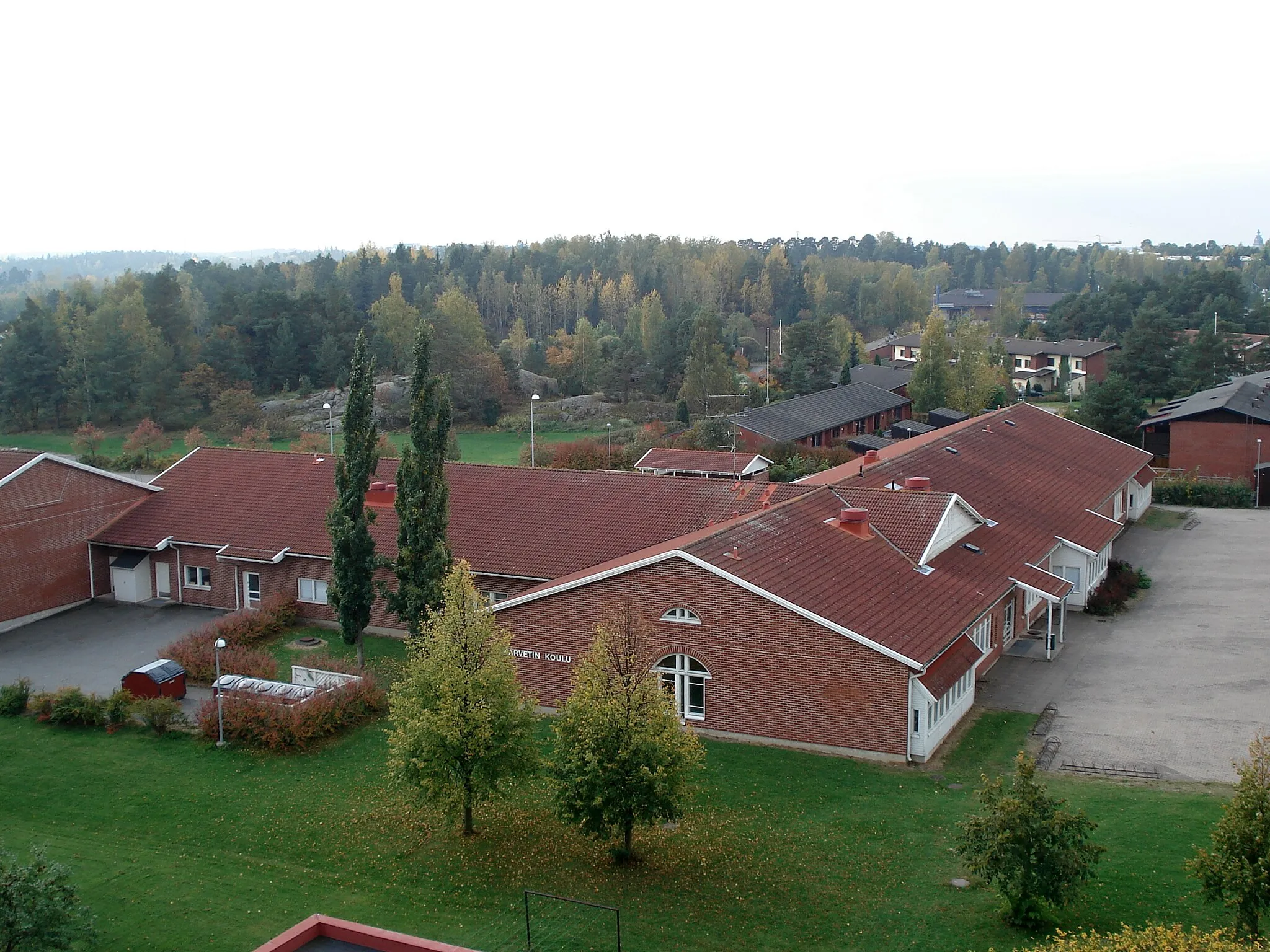 Photo showing: Karvetti School, district of Karvetti, in the city of Naantali, Finland.