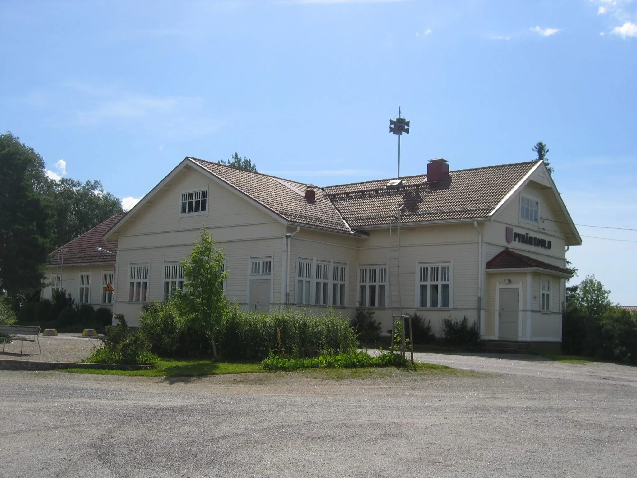 Photo showing: Pyhä school in Mietoinen, Finland