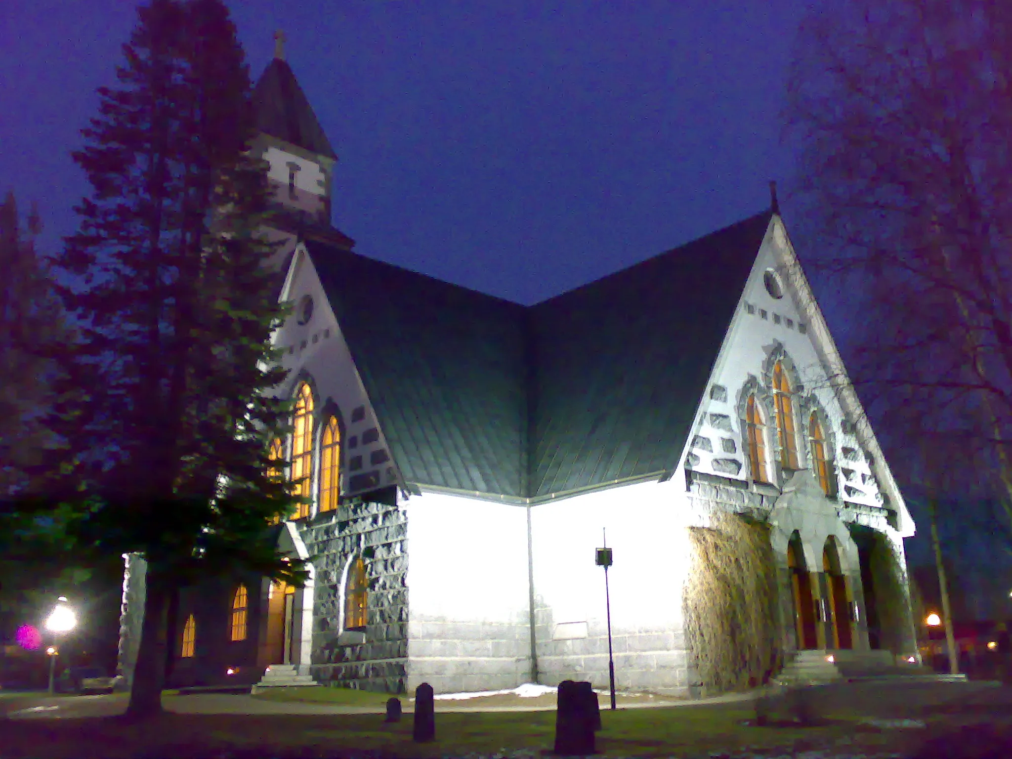 Photo showing: Hirvensalmi Church, Hirvensalmi. Finland. There is less snow than last year but the camera is better: www.flickr.com/photos/naystin/283867039/