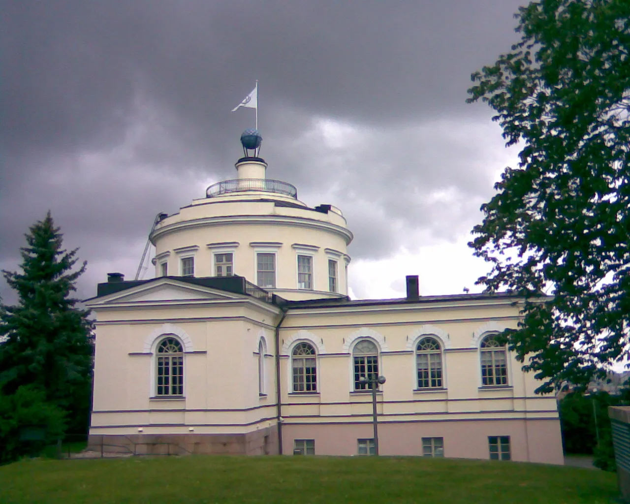 Photo showing: The old observatory in Turku, Finland, inaugurated in 1819.