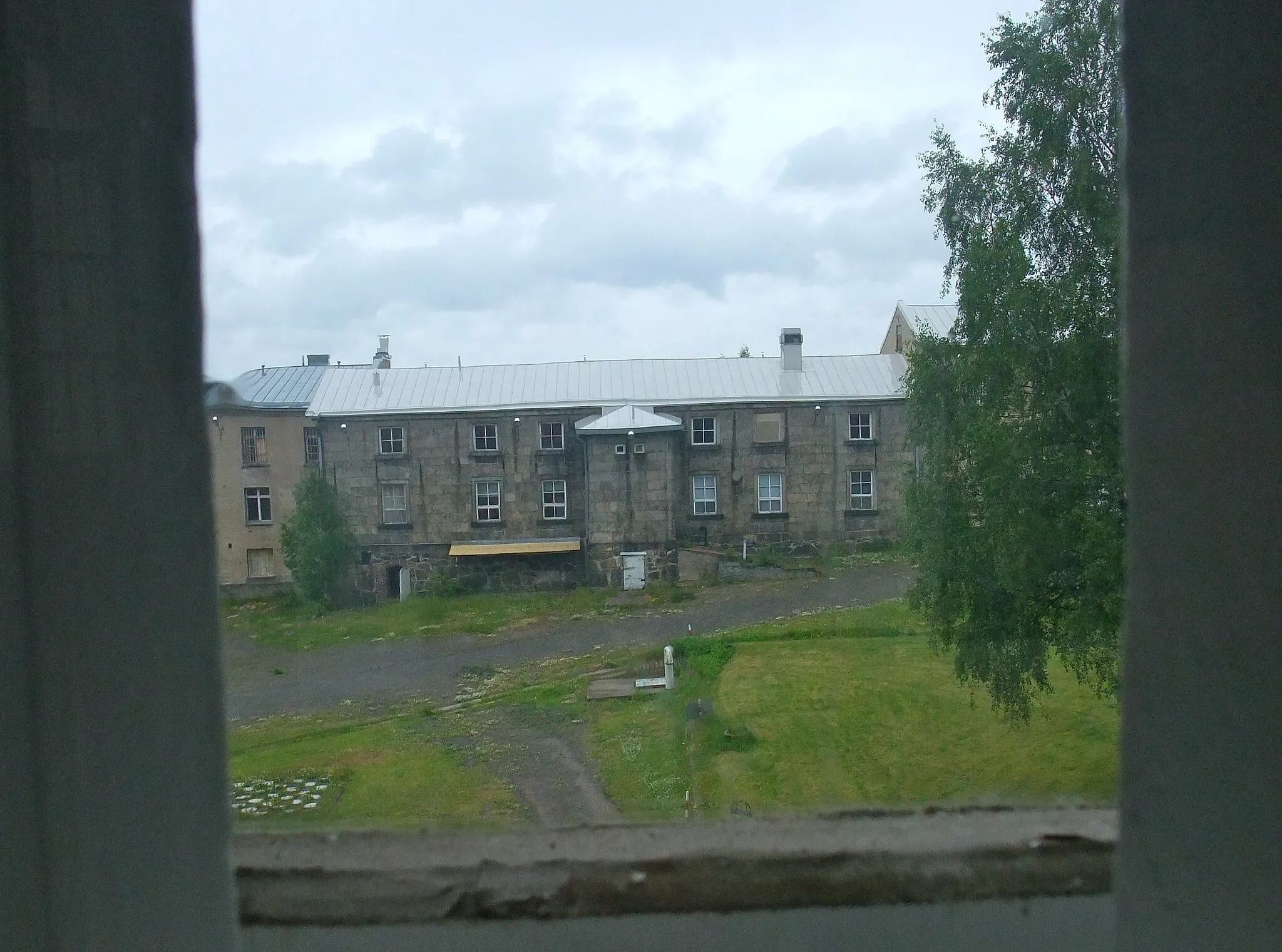 Photo showing: Prison yard