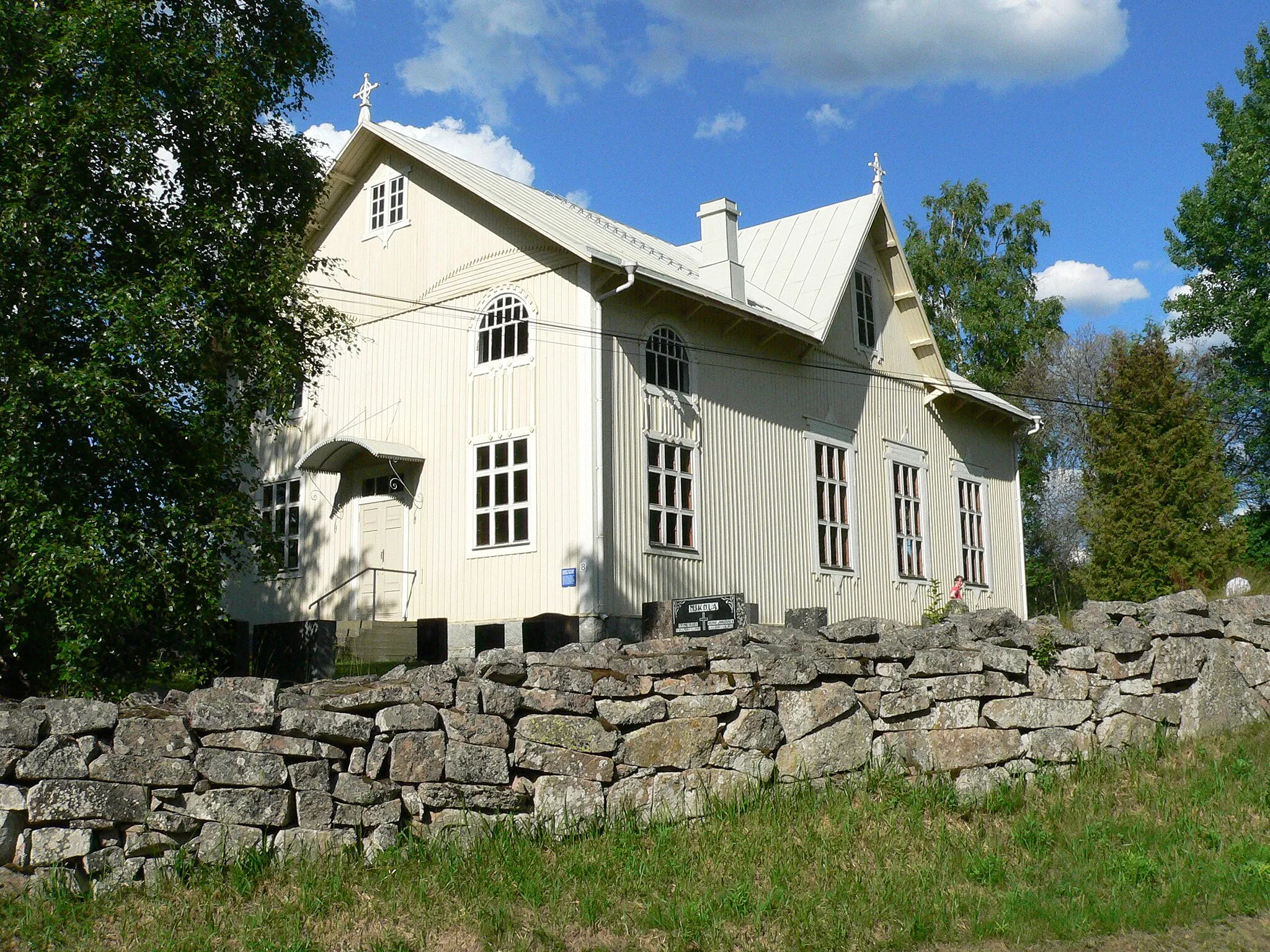 Photo showing: The chapel of Karjalankylä in Mynämäki, Finland, is built in the year 1911 on the place of old chapel