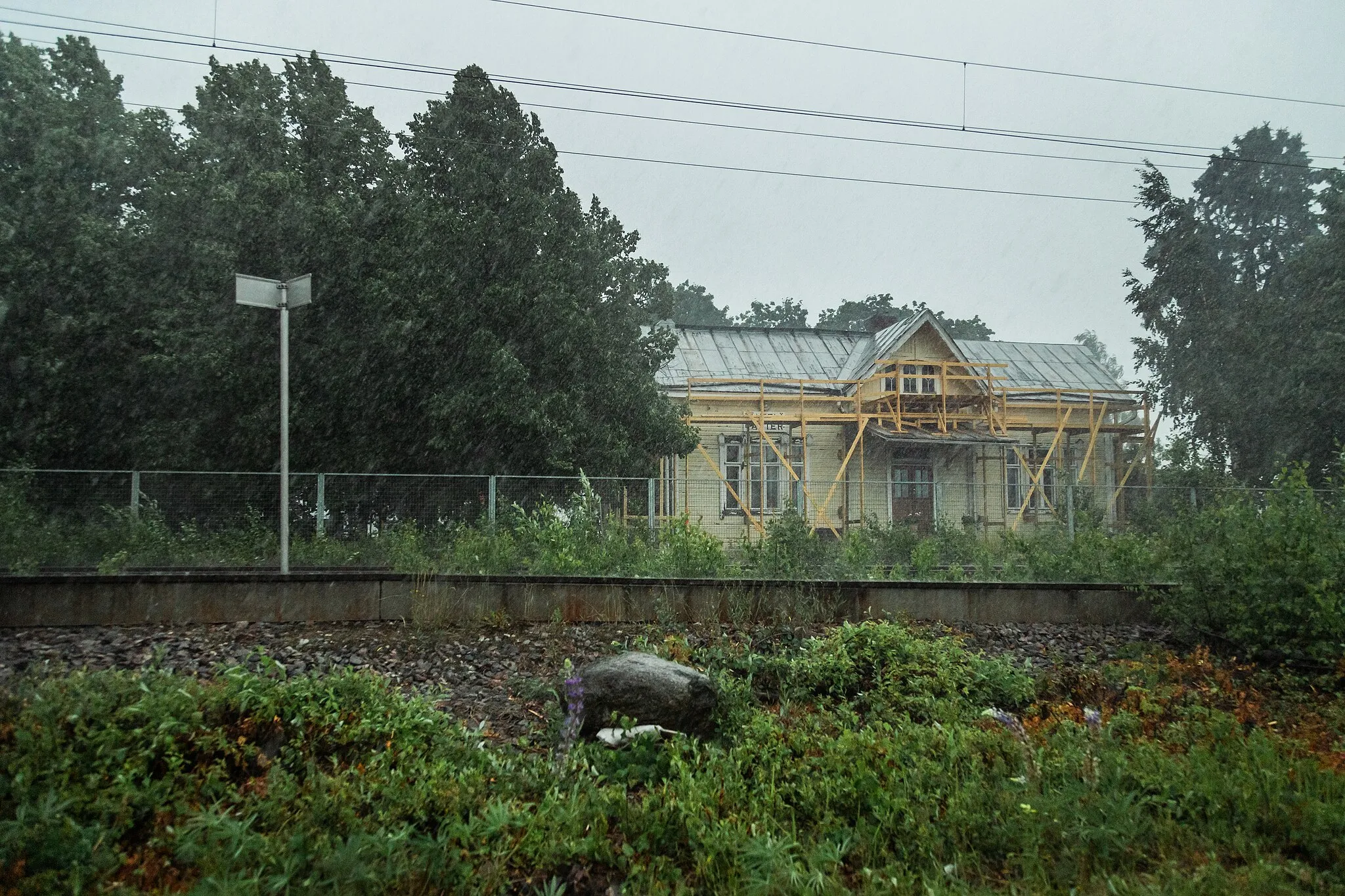 Photo showing: Tågstationshuset i Täkter 2021.
