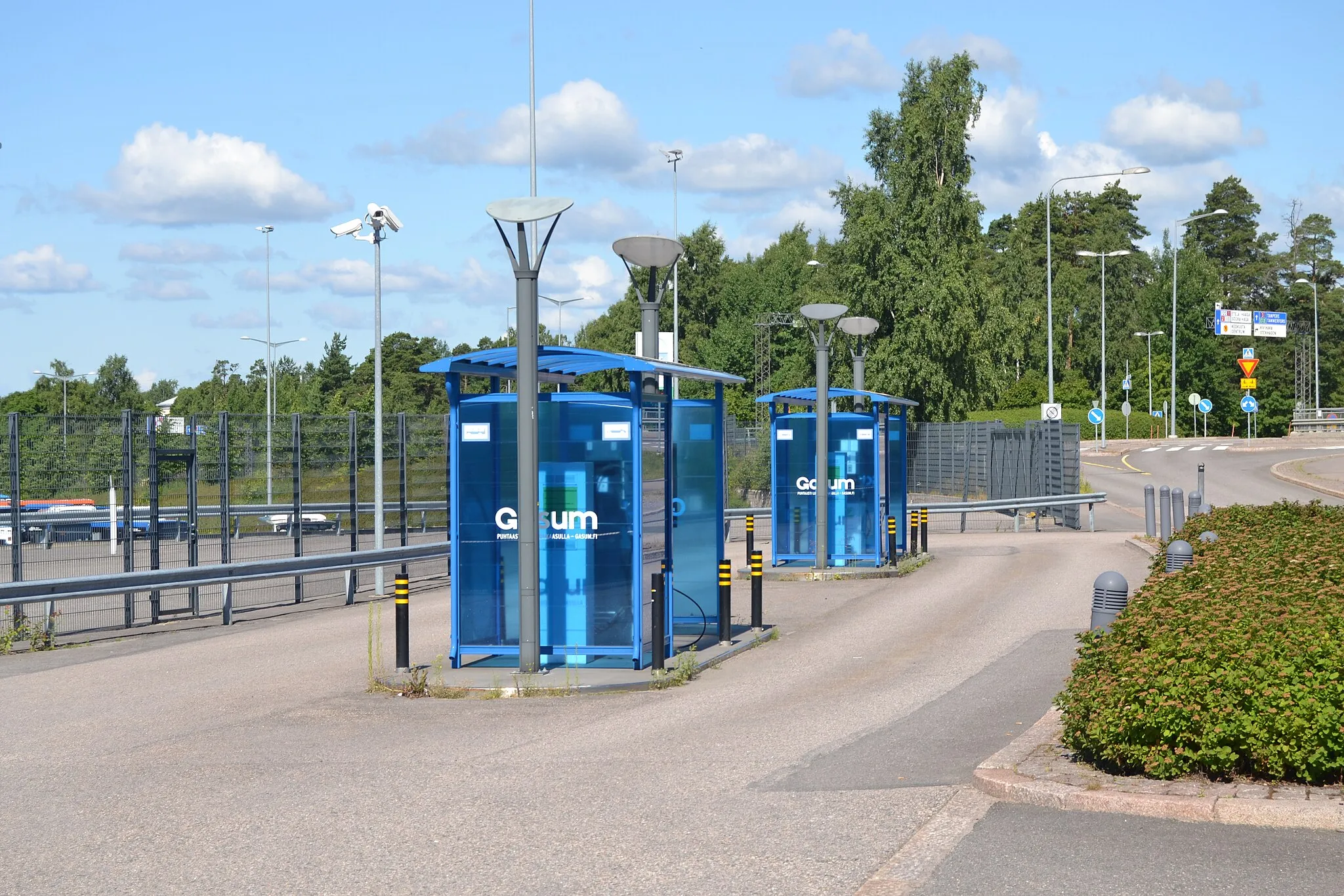 Photo showing: Gasum gas refueling station in Ruskeasuo, Helsinki