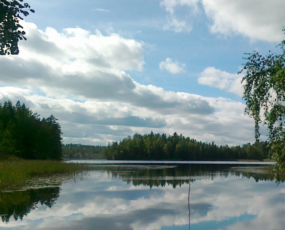 Photo showing: Lake Syväjärvi in Myrskylä