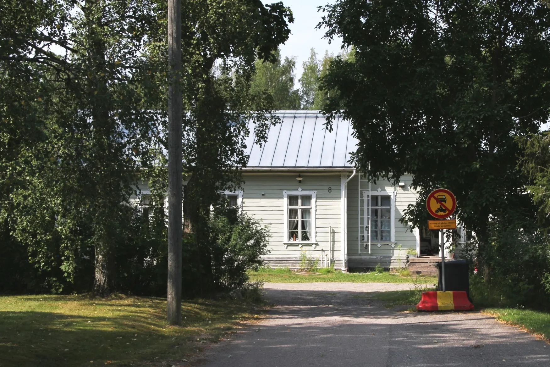 Photo showing: Now privately owned Svartå railway station, Karis, Finland