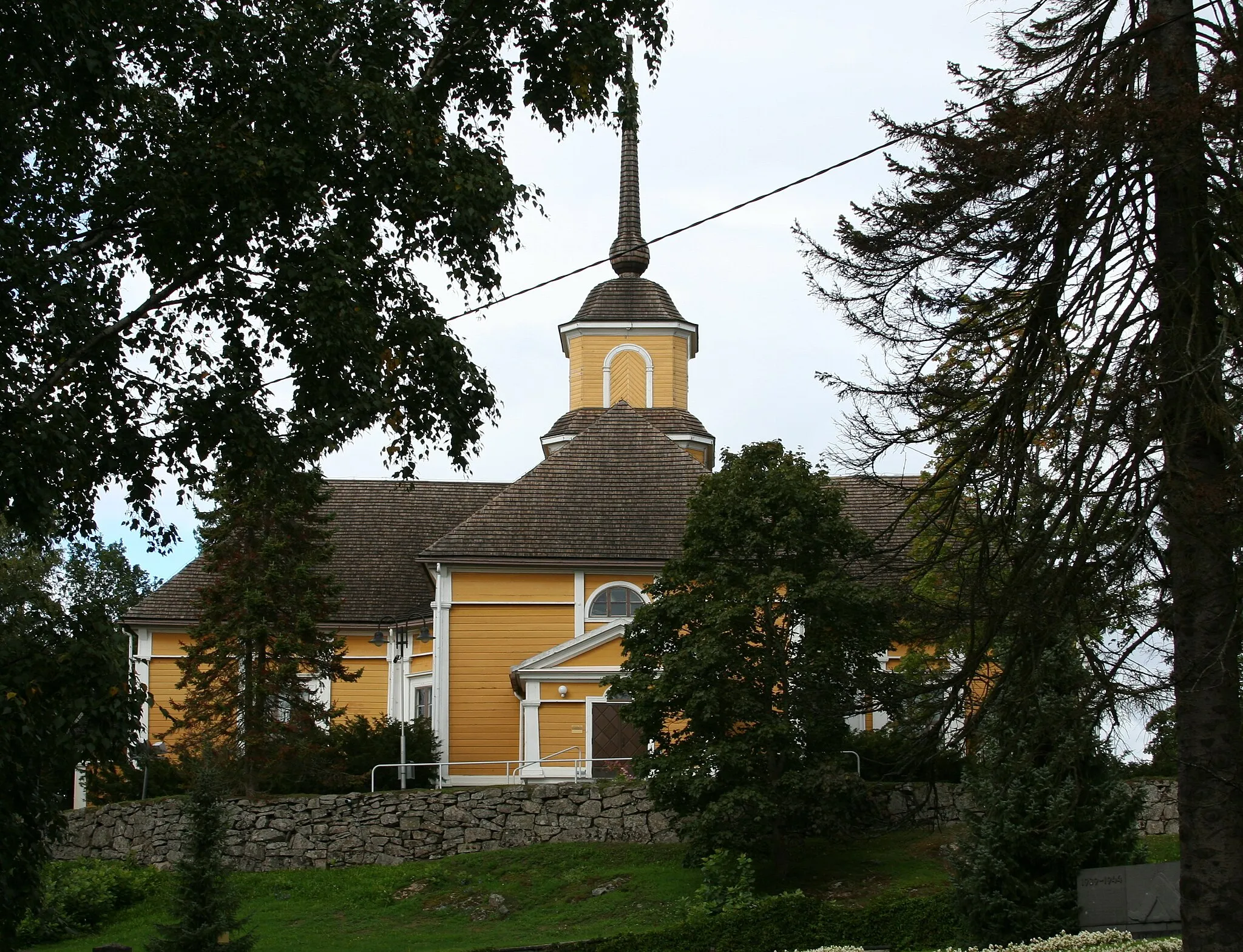 Photo showing: Nurmijärvi church, Nurmijärvi, Finland. Built 1793.