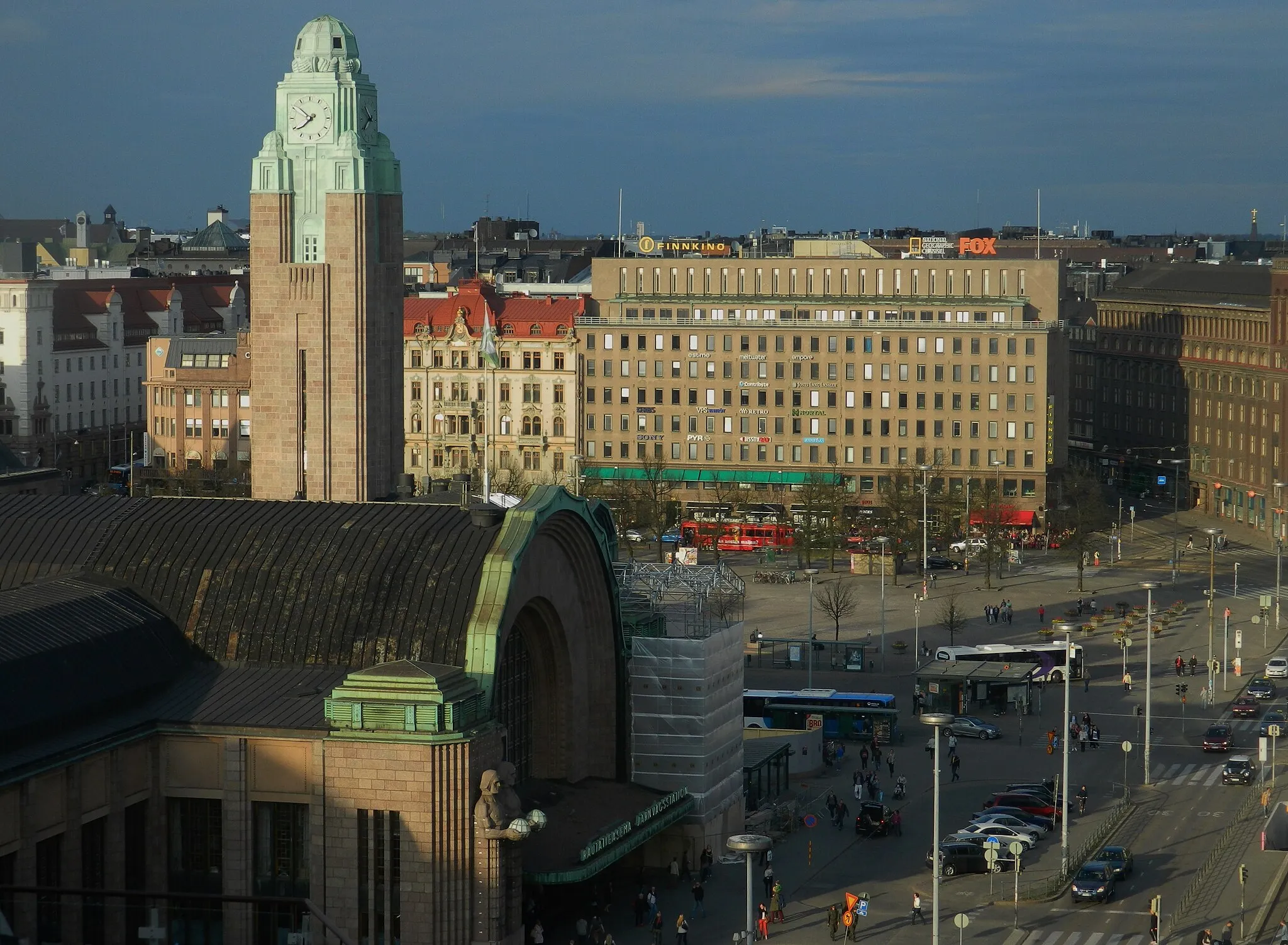 Photo showing: Helsingin rautatietori