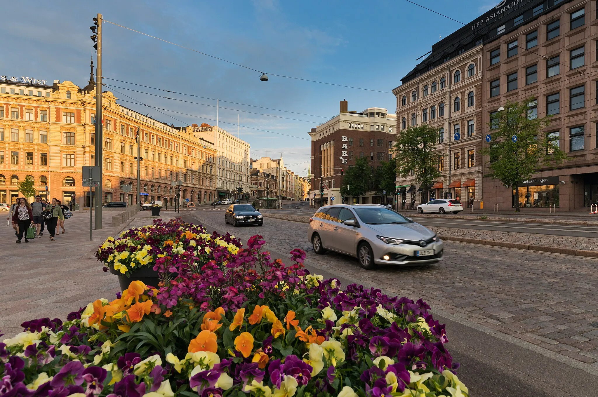 Photo showing: Erottajankatu from Erottaja square in Helsinki, Finland in 2021 June.