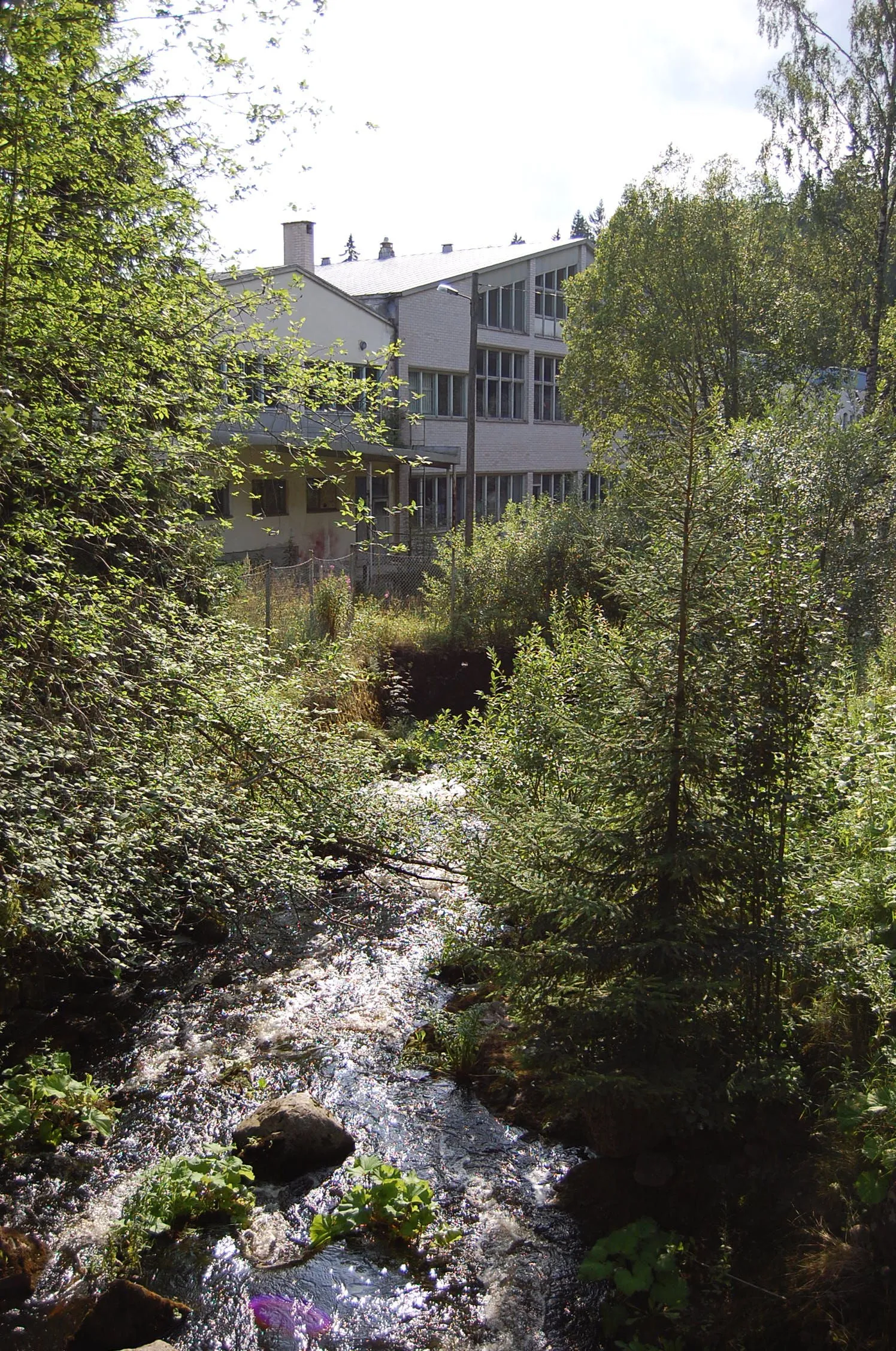 Photo showing: The Kaukas factory and the Kaukas rapids in Kaukas, Hyvinkää.