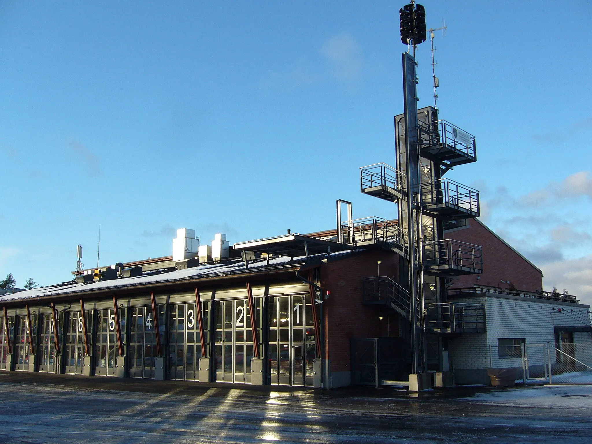 Photo showing: Lohja Fire station