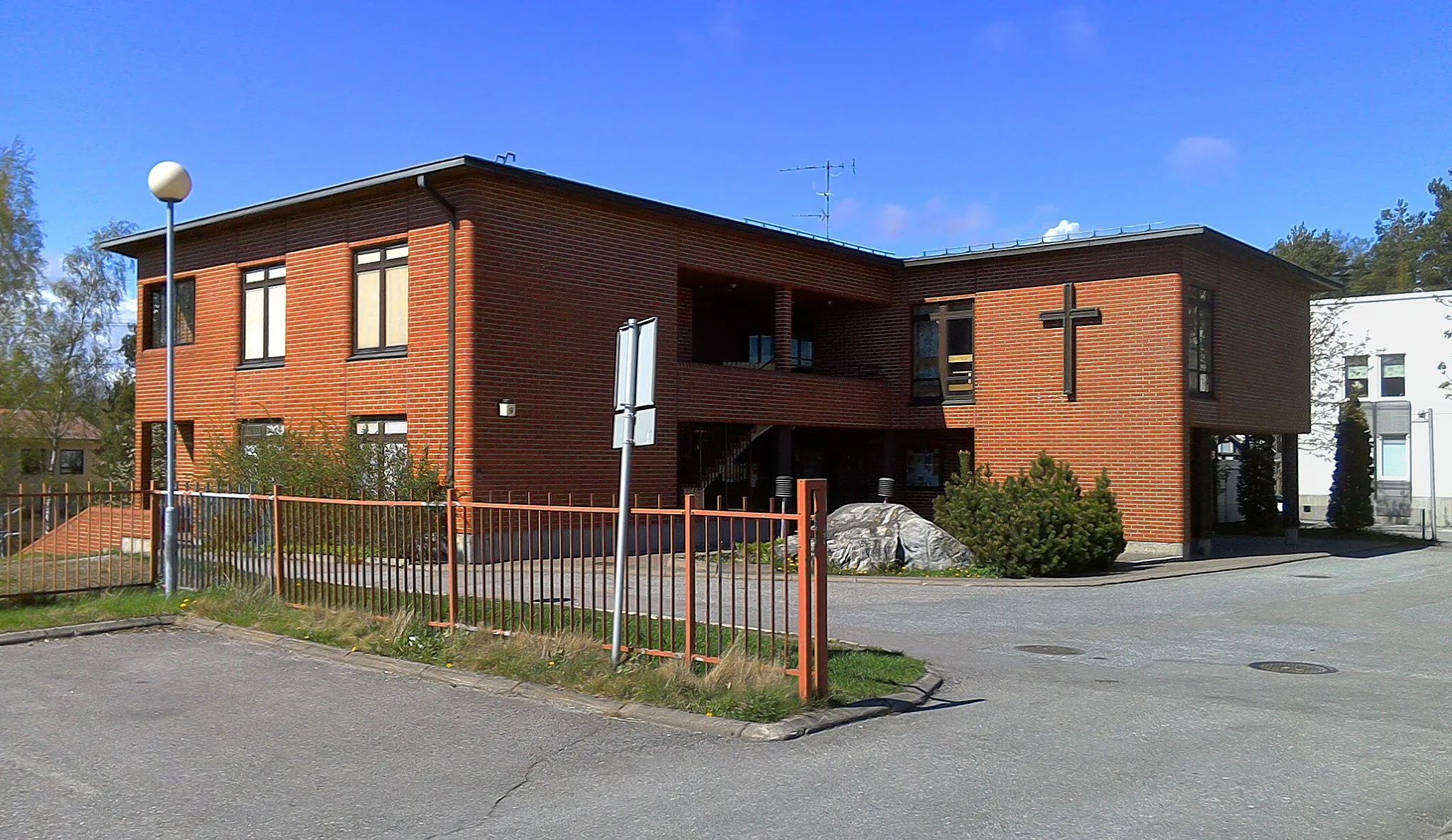 Photo showing: Länsimäki Church in Länsimäki, Vantaa, Finland (Jpeg)