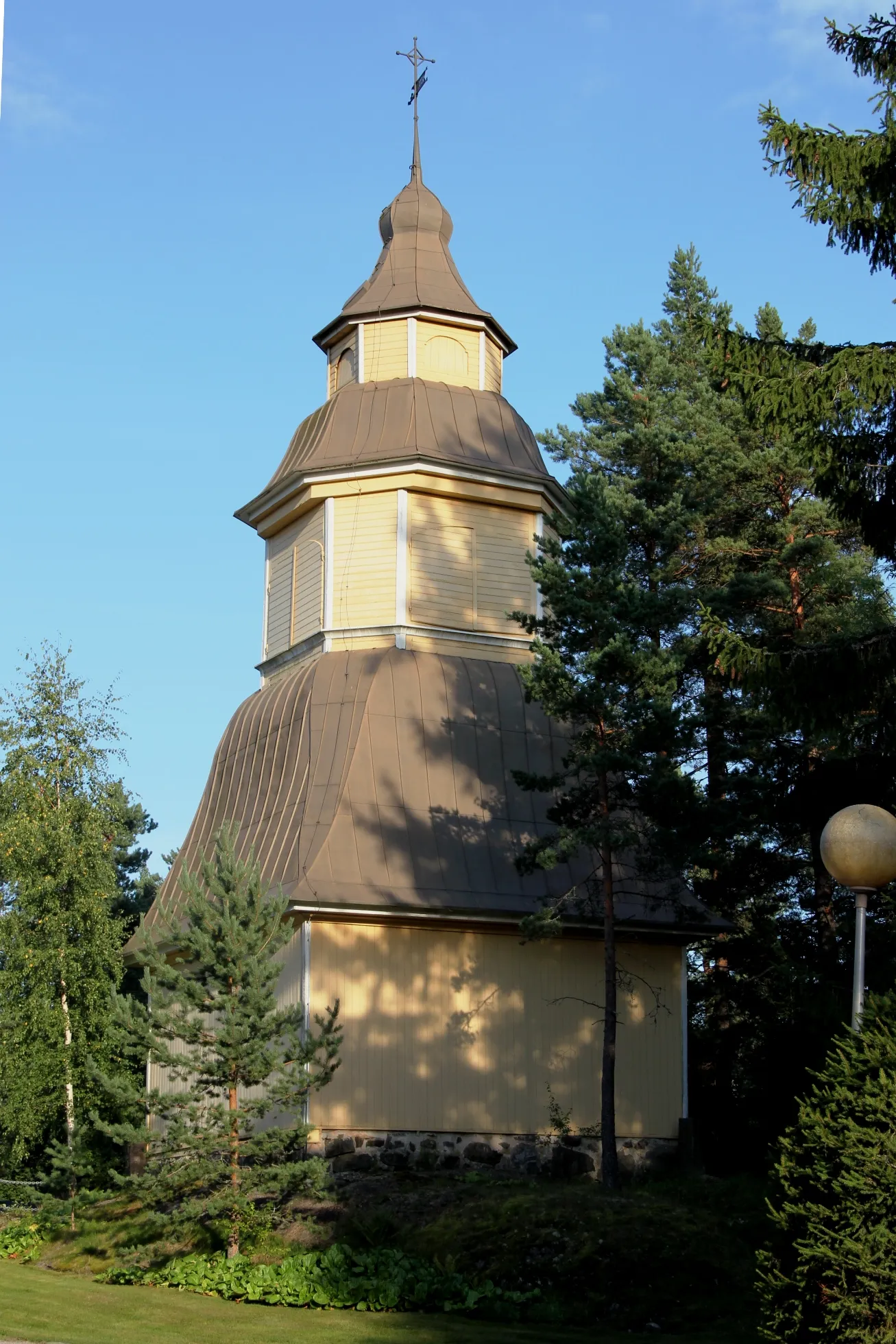 Photo showing: Belltower of the Suomusjärvi Church, Suomusjärvi, Salo, Finland