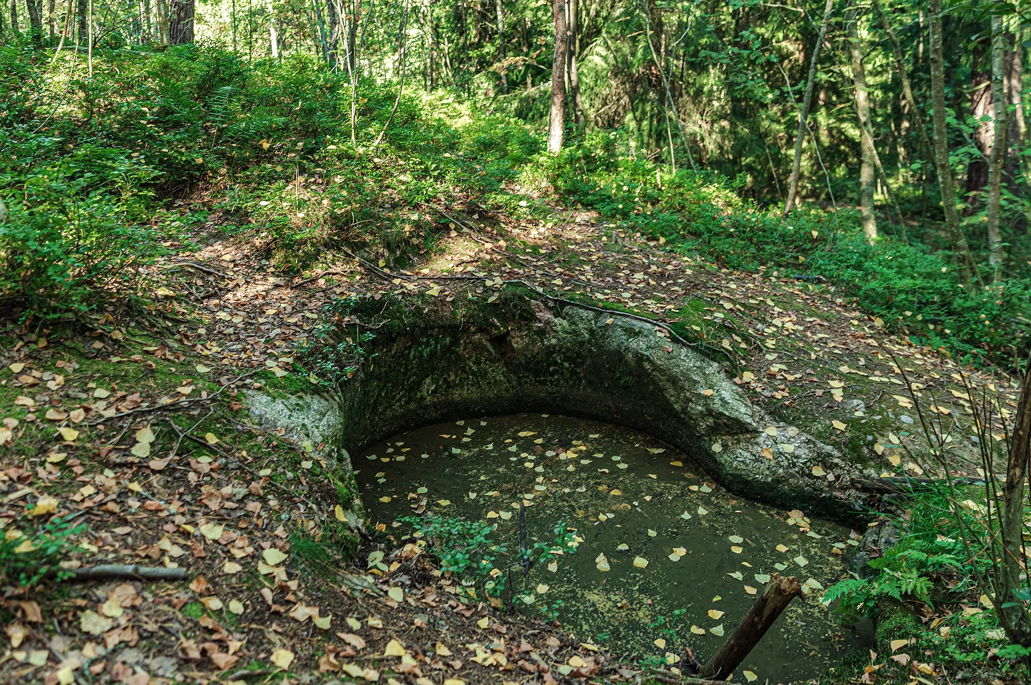 Photo showing: A Giant's Kettle, Pothole,  in Kivinokka, Helsinki.