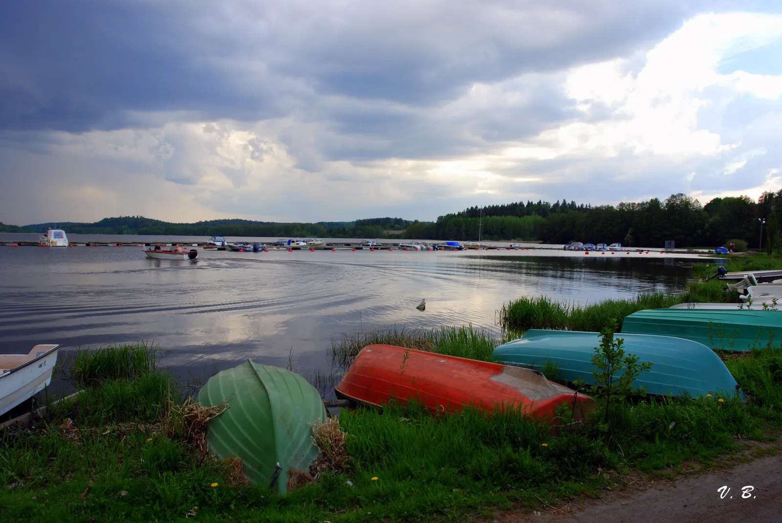 Photo showing: Vihti. Kirkkojärvi. Foto Victor Belousov.