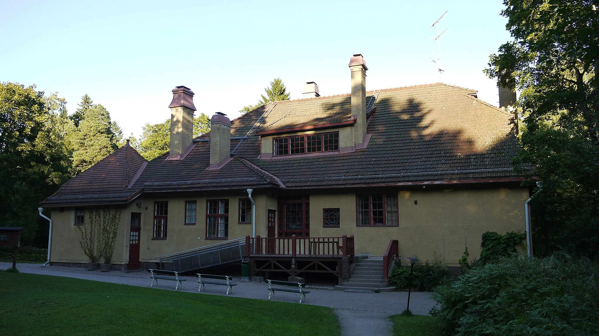 Photo showing: Villa Elfvik