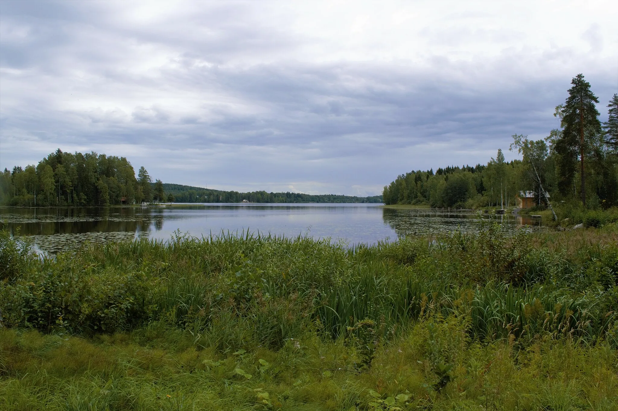 Photo showing: View to the Lake Sääksjärvi from its northwestern corner