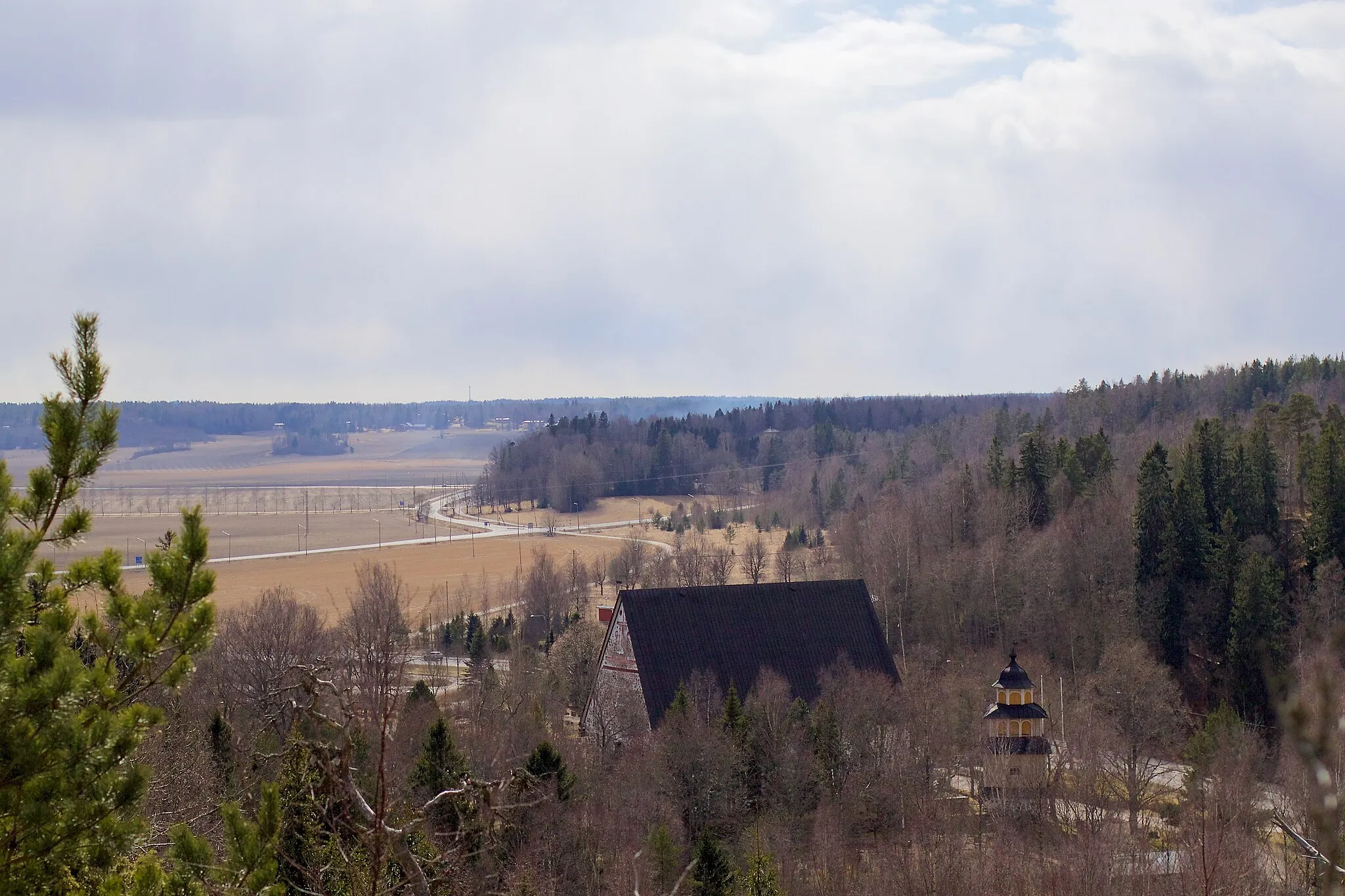 Photo showing: Siuntio church seen from Krejansberget 2