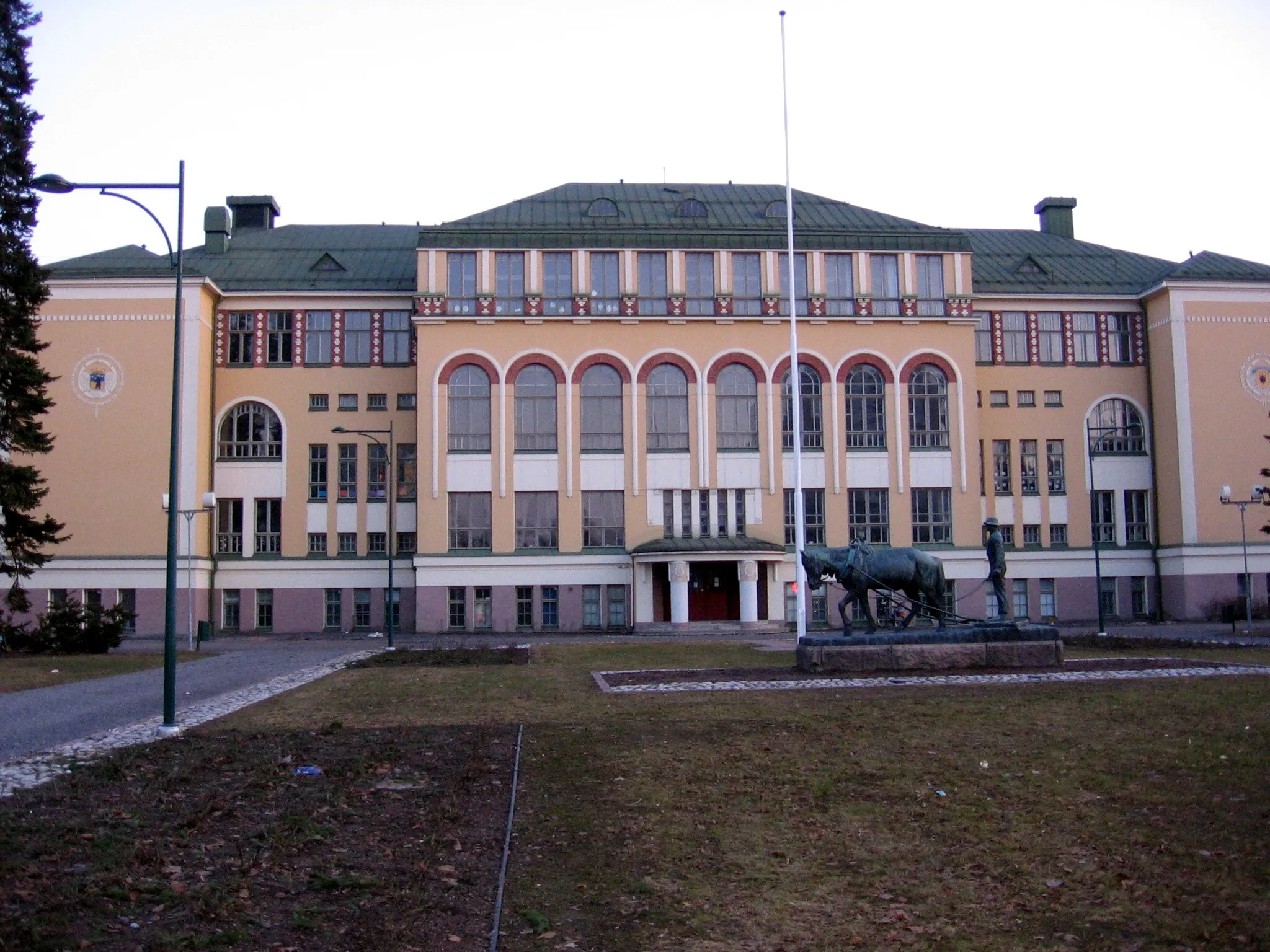Photo showing: Cygnaeus School in Pori