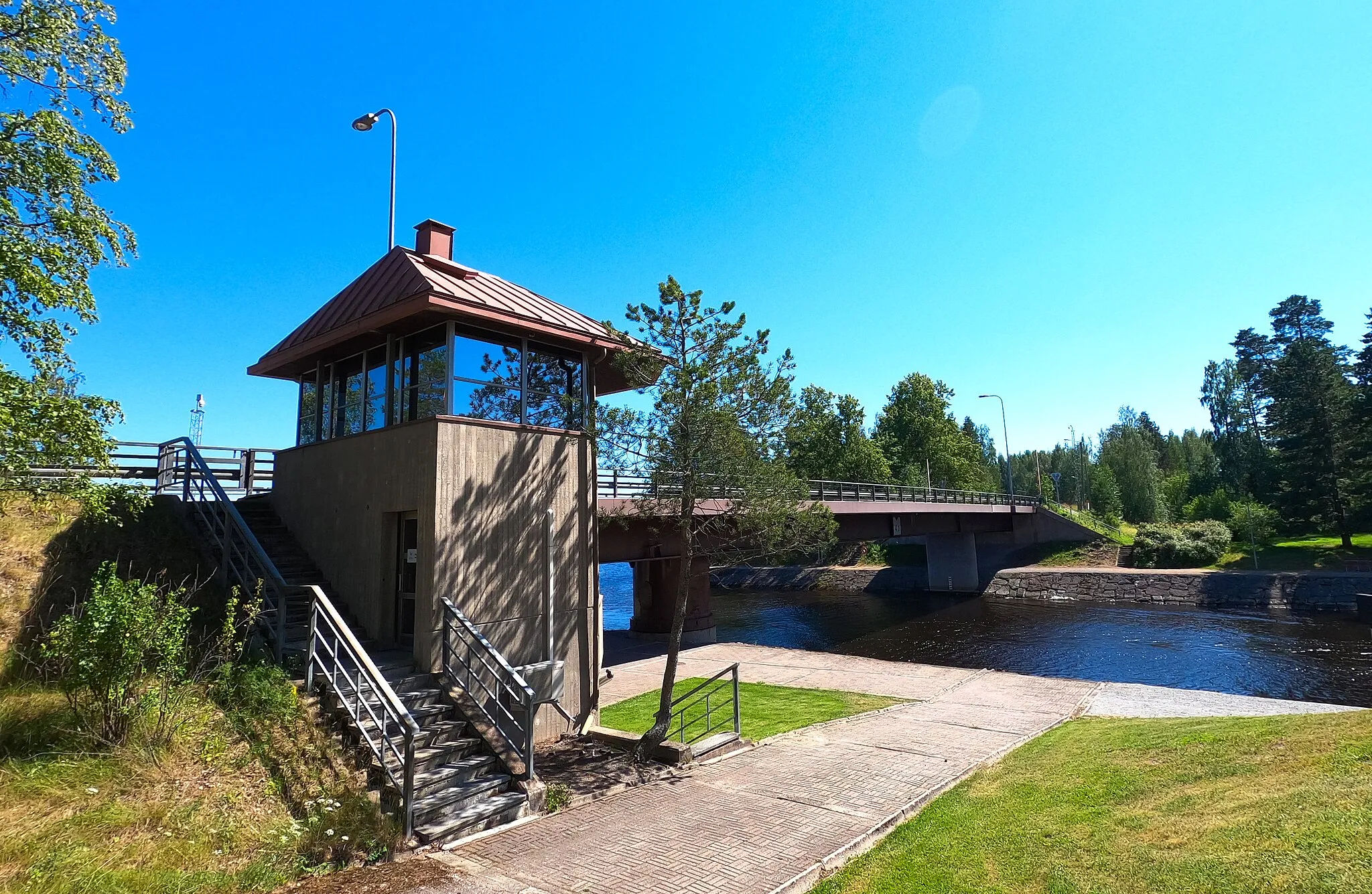 Photo showing: Kaivoskanta Canal.