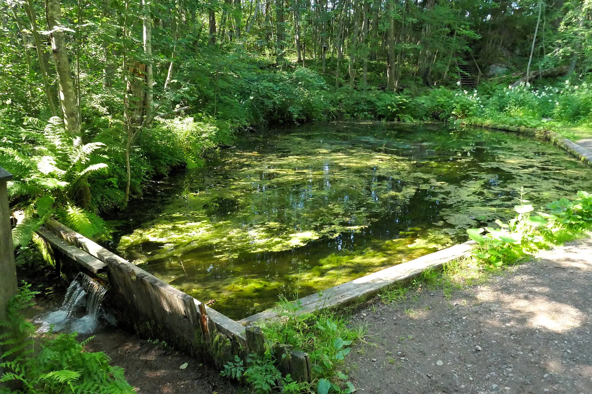 Photo showing: Runeberg Spring in Ruovesi, Finland.