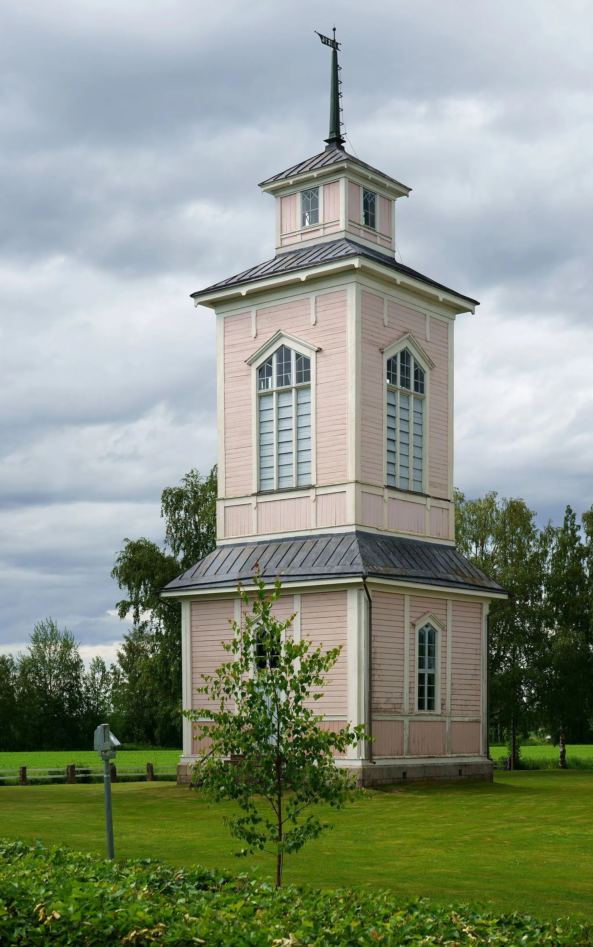 Photo showing: This is a photo of a monument in Finland identified by the ID 'Övermark Church' (Q19863304)
