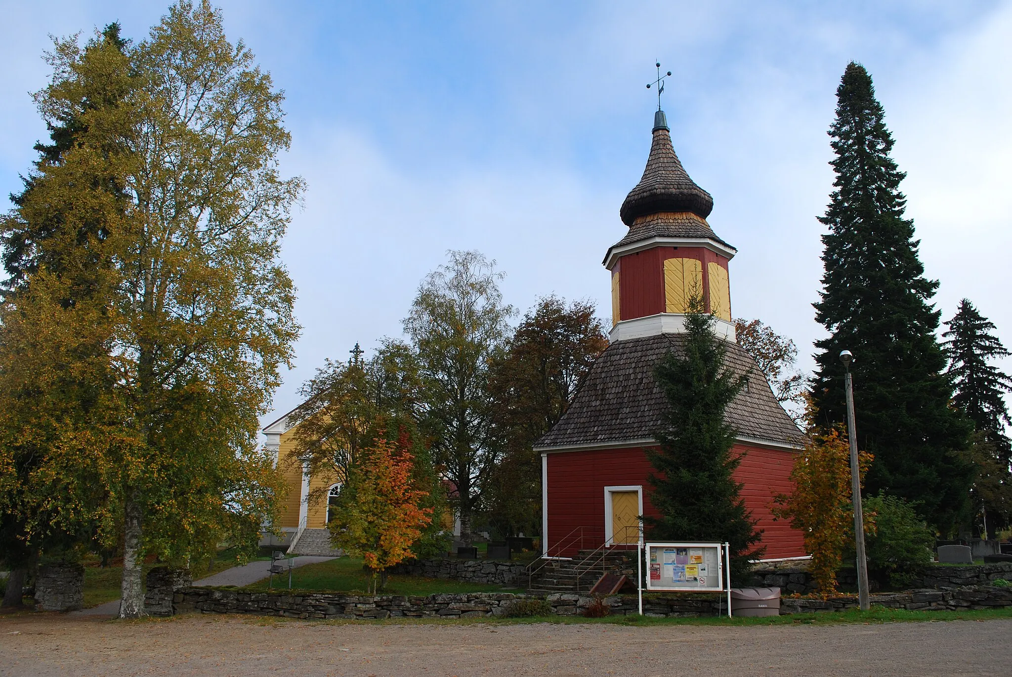 Photo showing: Kuhmalahti church